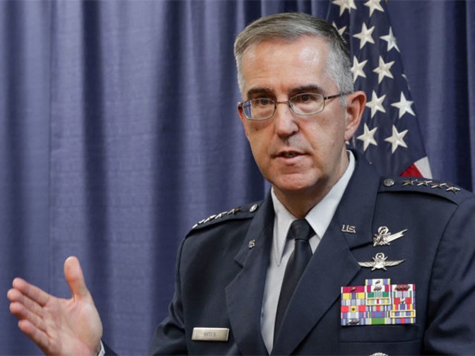 Tuong Hyten: Nga, Trung Quoc che tao vu khi ban ve tinh My hinh anh