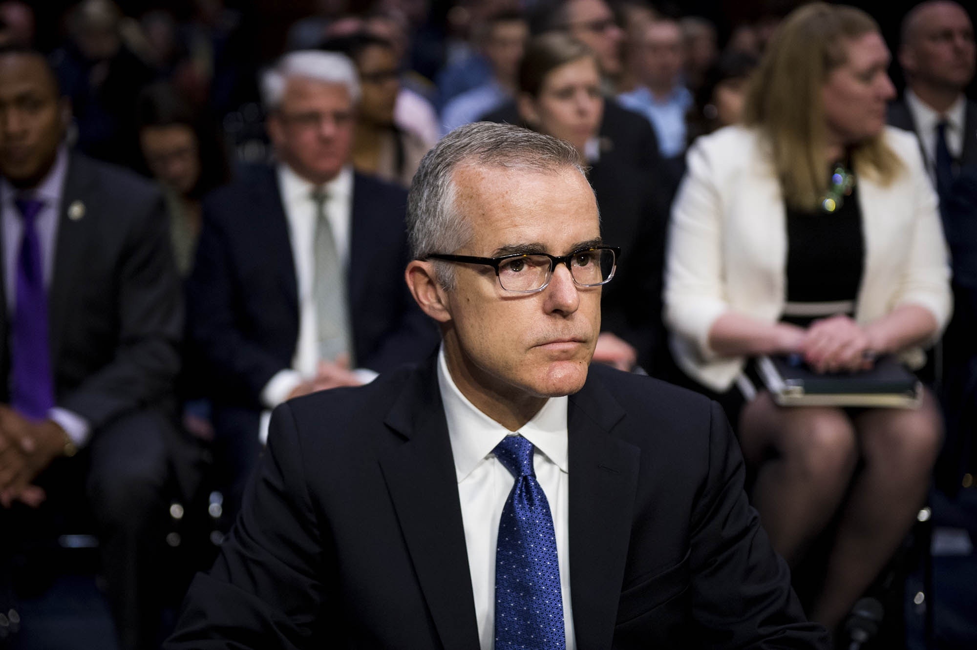 ghe nong cua giam doc FBI anh 3