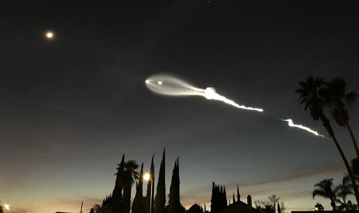 phong ten lua Falcon 9 anh 3