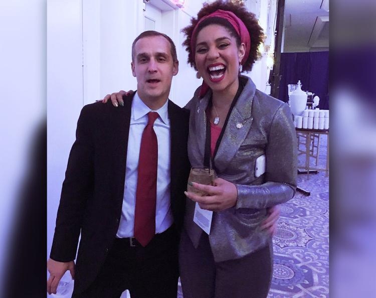 Cuu tro ly dac luc cua Tong thong Trump bi to quay roi tinh duc hinh anh