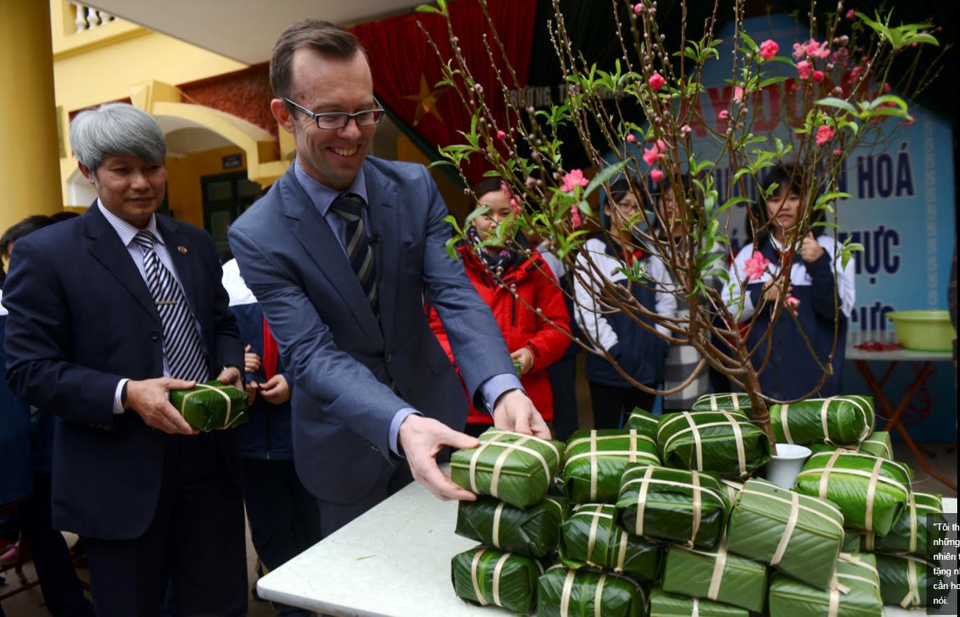 Nhung tu khoa ve ngay Tet Viet cua 2 vi cuu dai su hinh anh