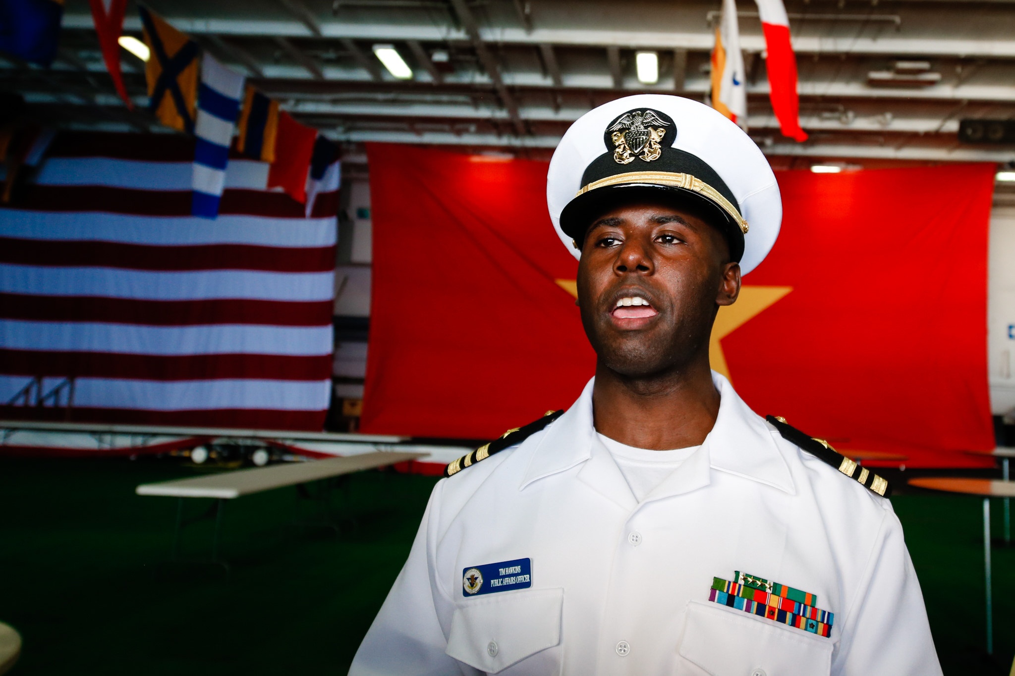 tan dung dong luc chuyen tham tau USS Carl Vinson anh 2