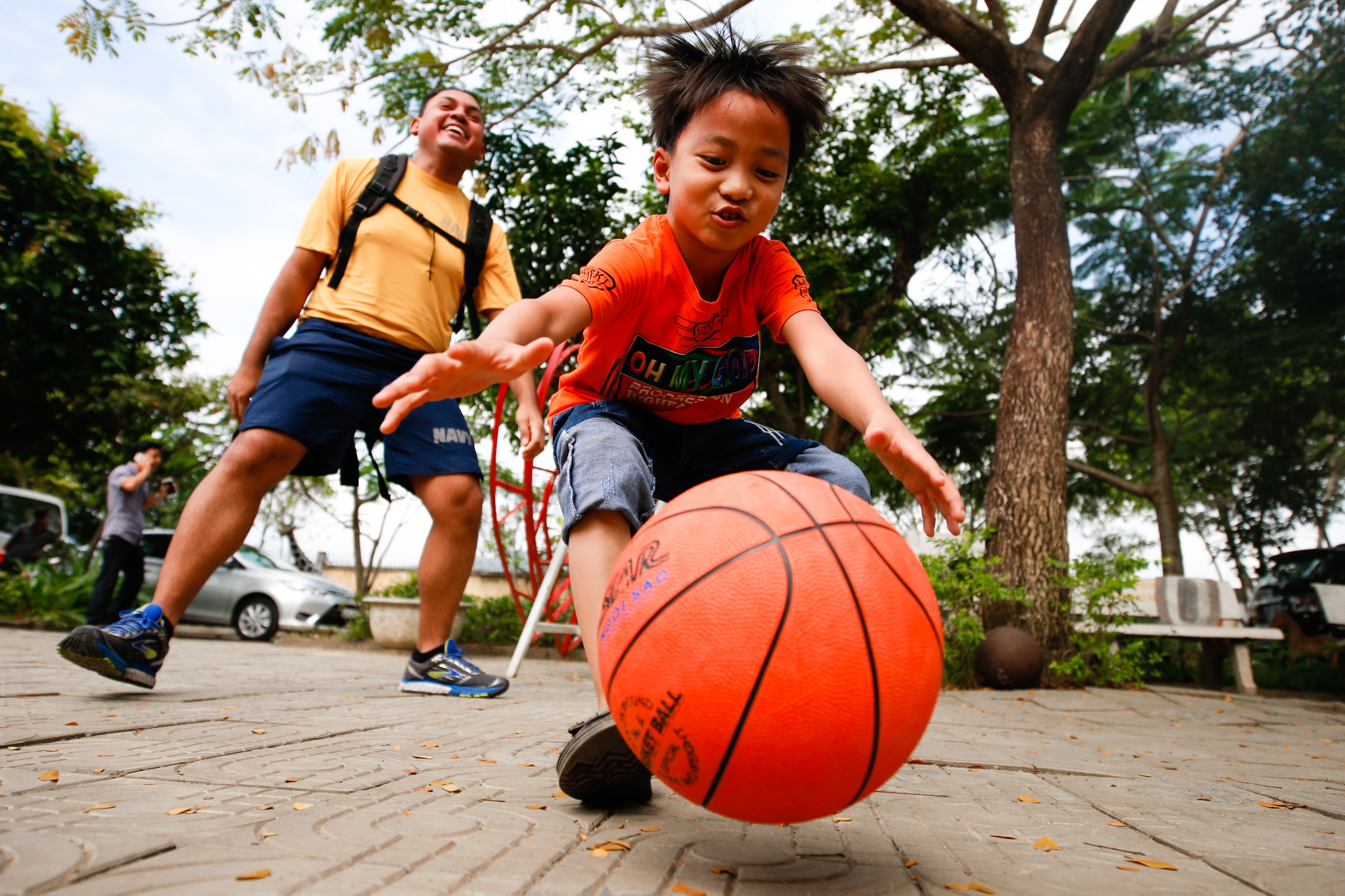 thuy thu My giao luu tre em chat doc da cam anh 12