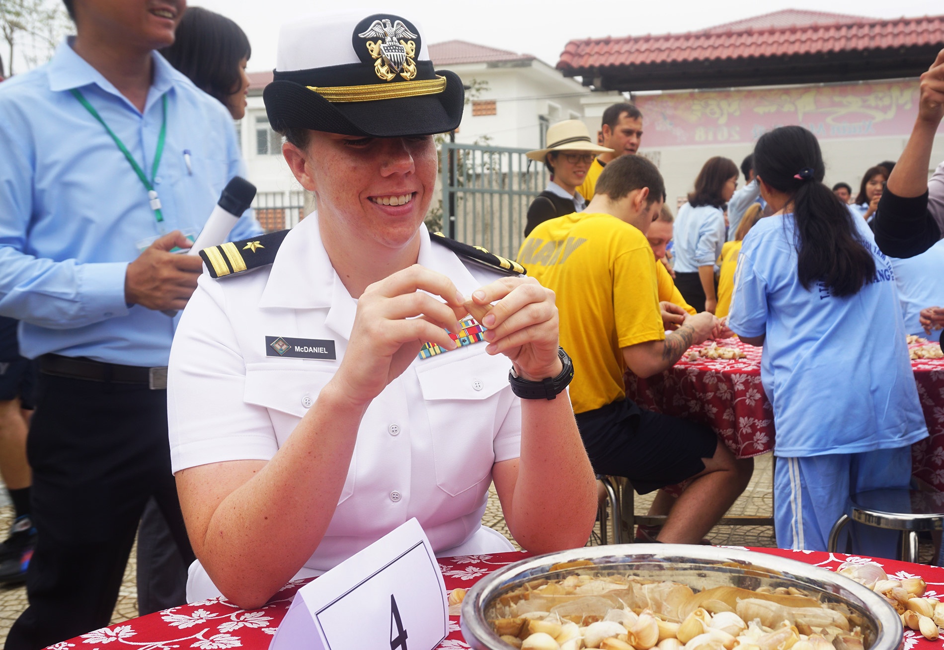 tau USS Carl Vinson tham Viet Nam anh 10