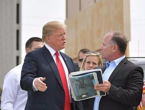 Ong Trump di thi sat 'Van ly truong thanh' ngan cach voi Mexico hinh anh