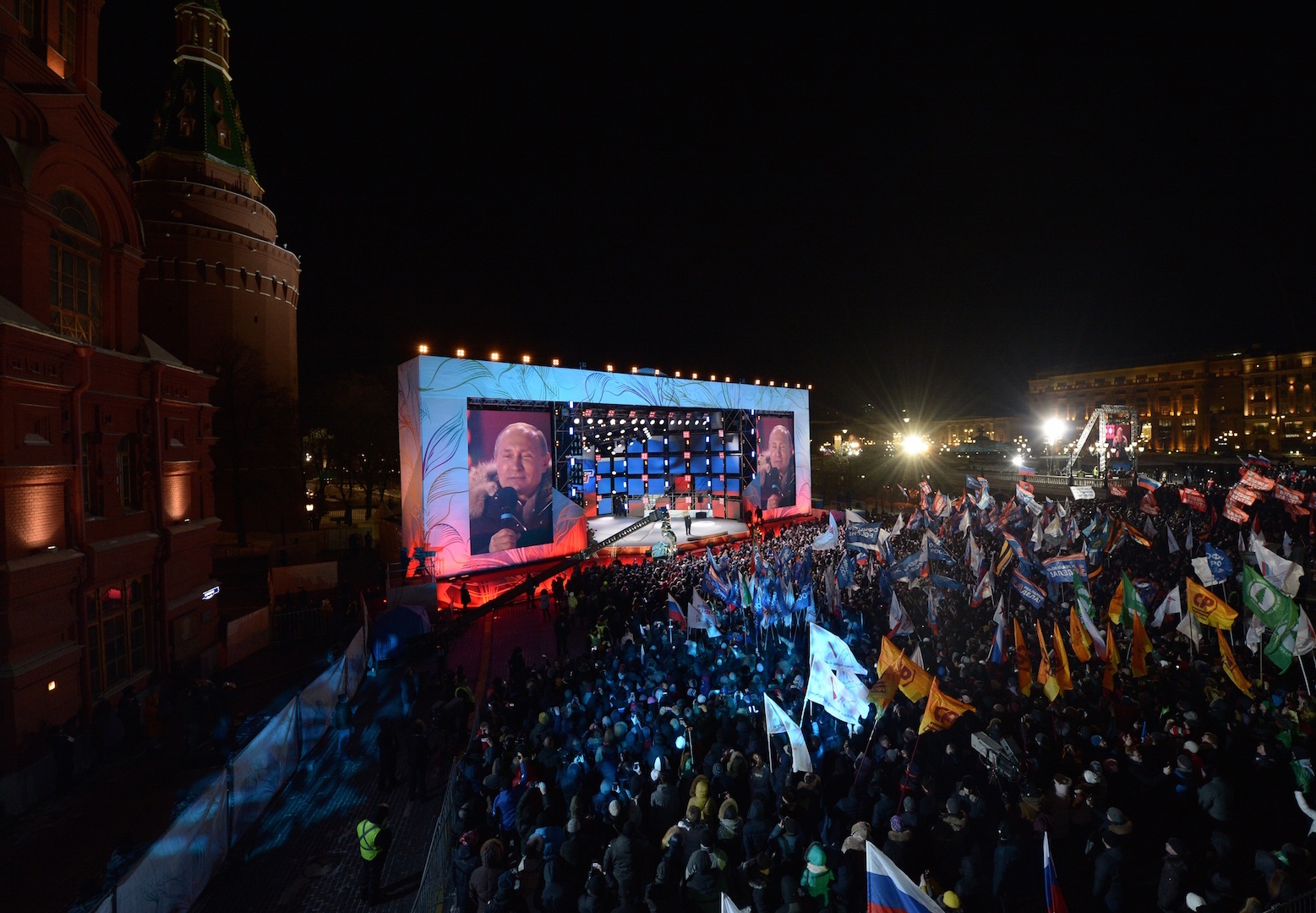 Phuong Tay dung dua voi Nga anh 1