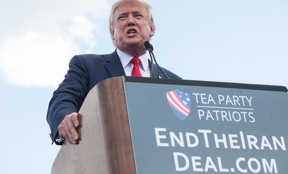 Iran keu goi the gioi dong long chong 'My bat nat' hinh anh