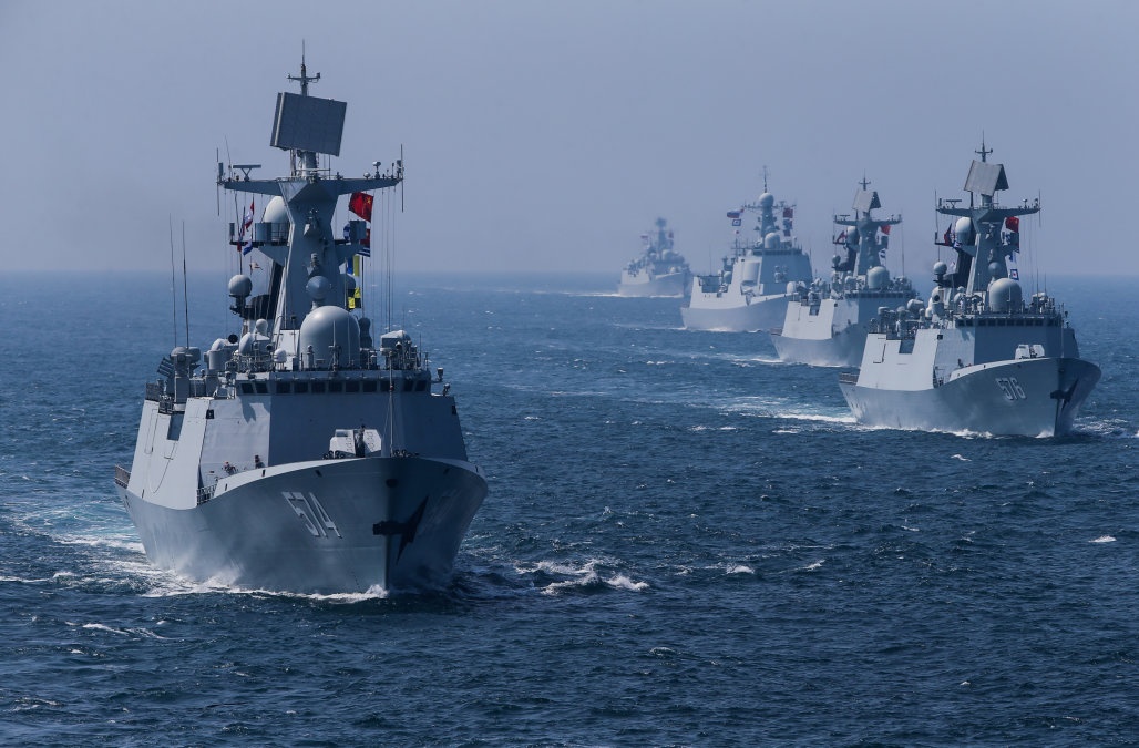 My muon dua tau chien den Eo bien Dai Loan giua cang thang voi TQ hinh anh