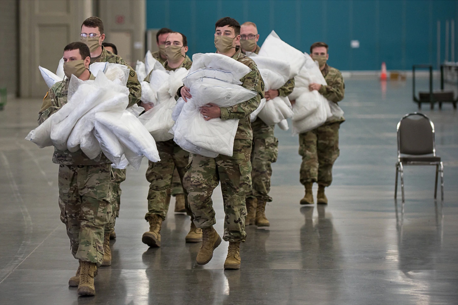 My du bao co toi 200.000 ca nhiem moi ngay vao thang 6 hinh anh