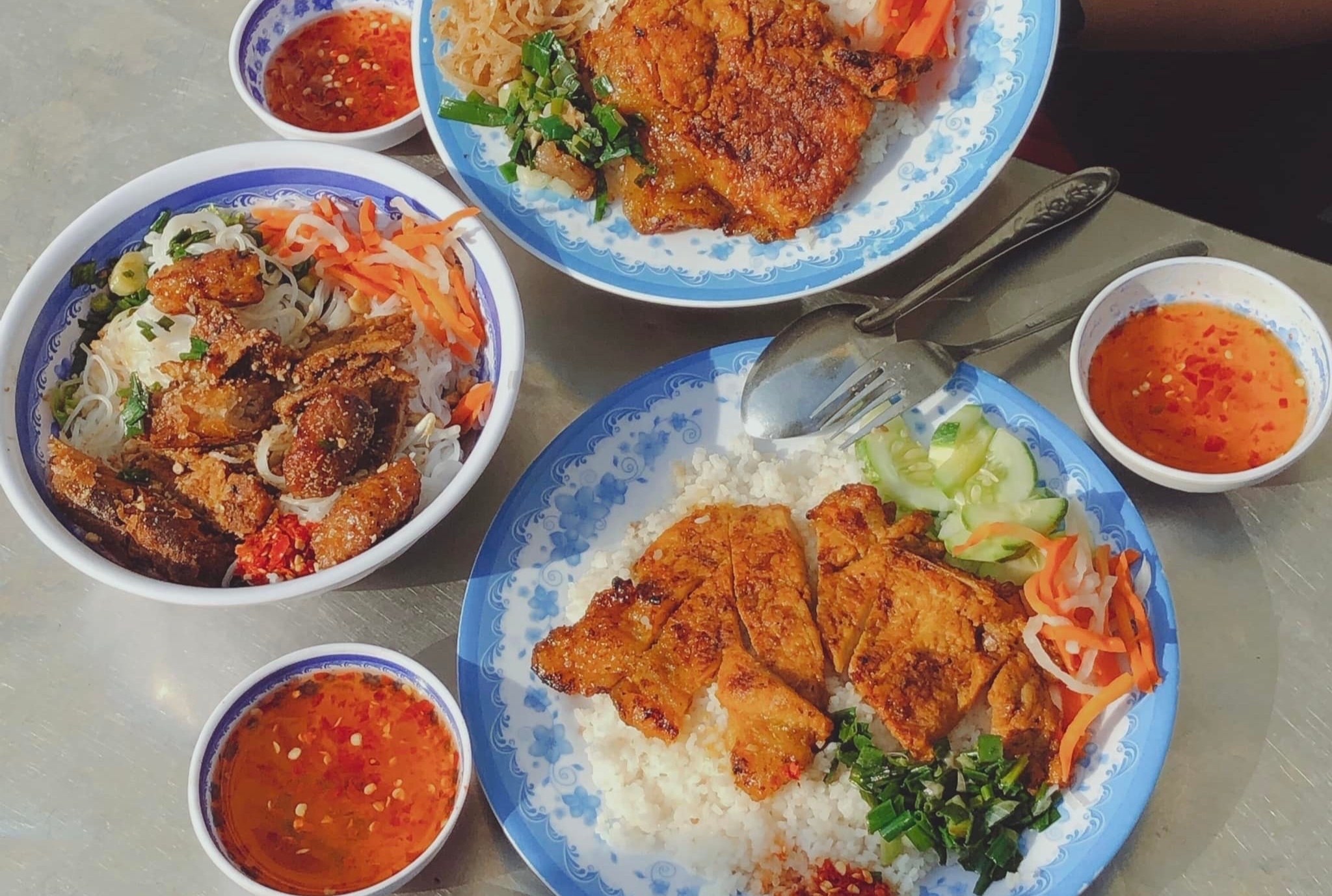 Food tour mot ngay o TP.HCM voi 200.000 dong hinh anh