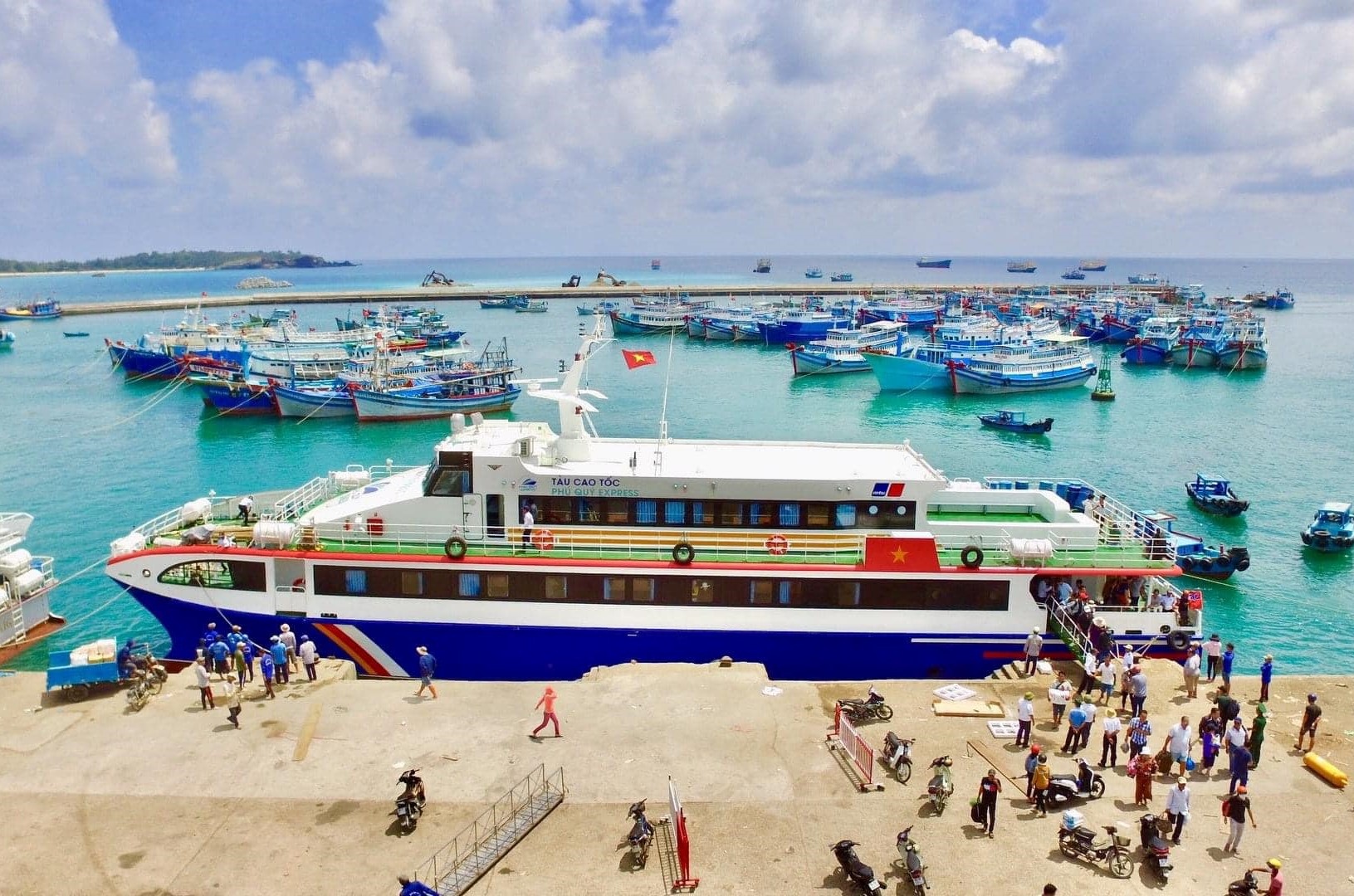 hon dao dep,  dieu dac biet,  du lich mua he,  trai nghiem du lich anh 6