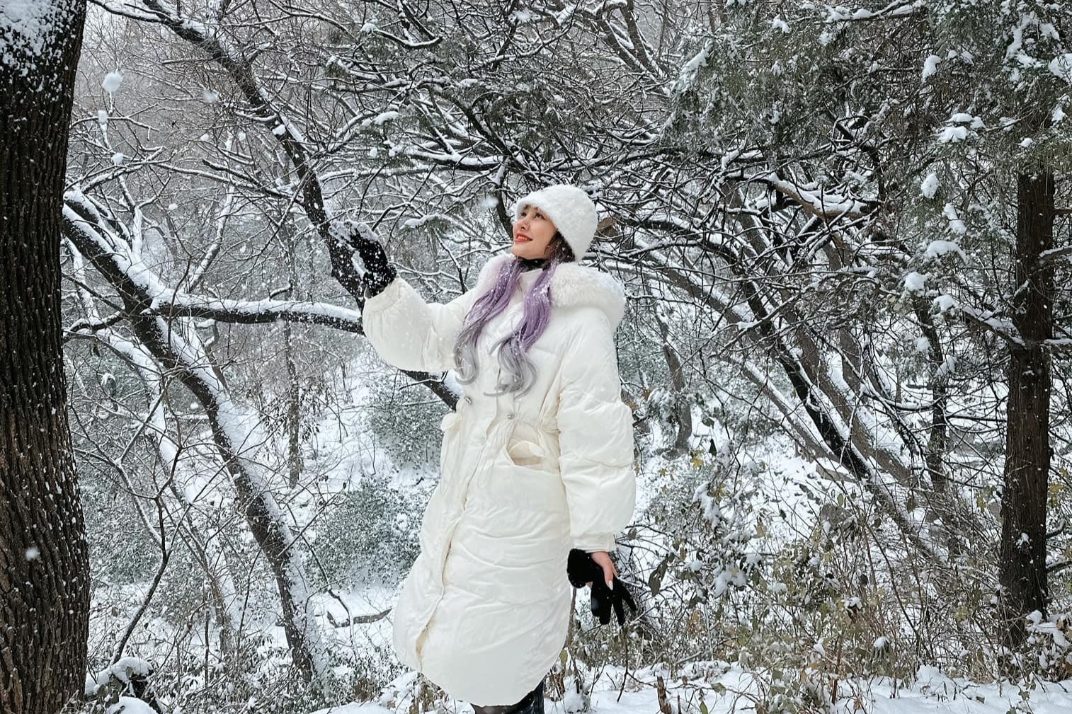 Di Han Quoc va Trung Quoc trung dot song lanh, du khach can luu y gi? hinh anh