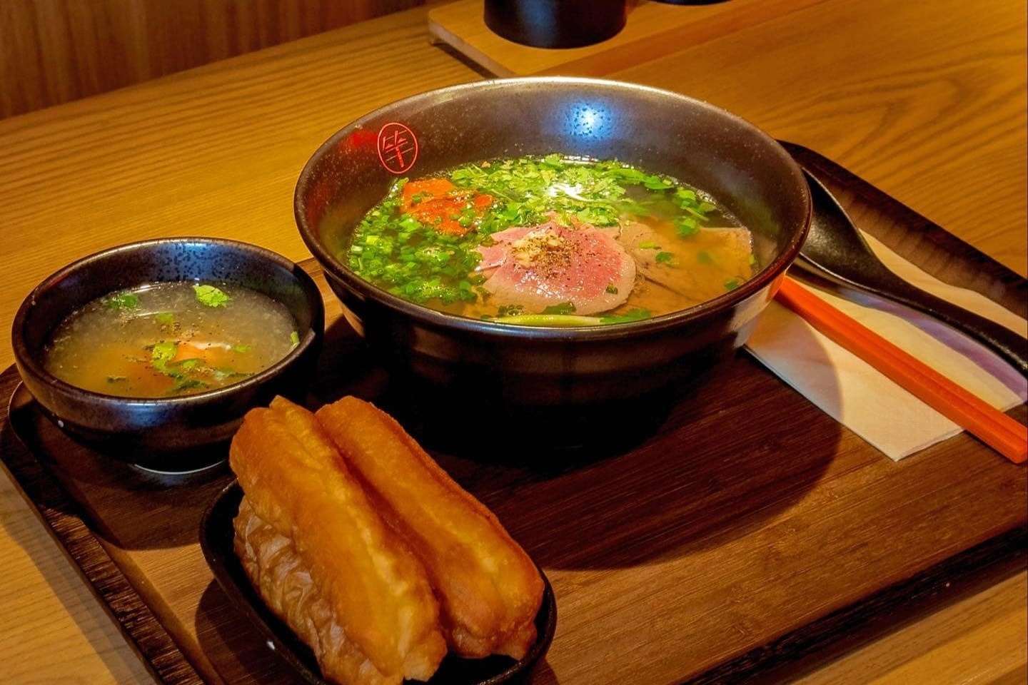 Pho Viet bat ngo gay tieng vang o Trung Quoc hinh anh