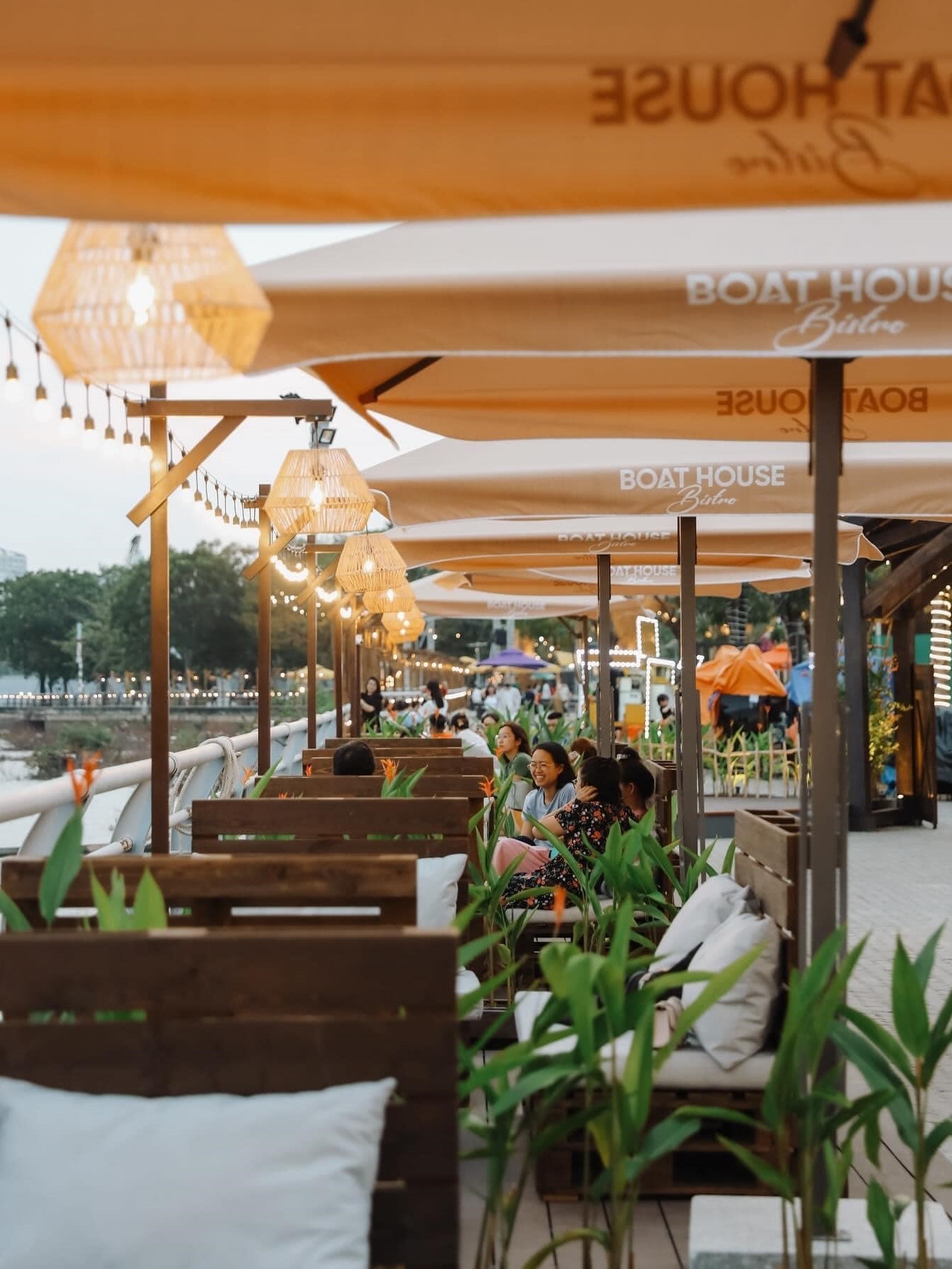 địa điểm ăn uống, nhà hàng TP.HCM, sông Sài Gòn ảnh 3 dia diem an uong, nha hang TP.HCM, song Sai Gon anh 3