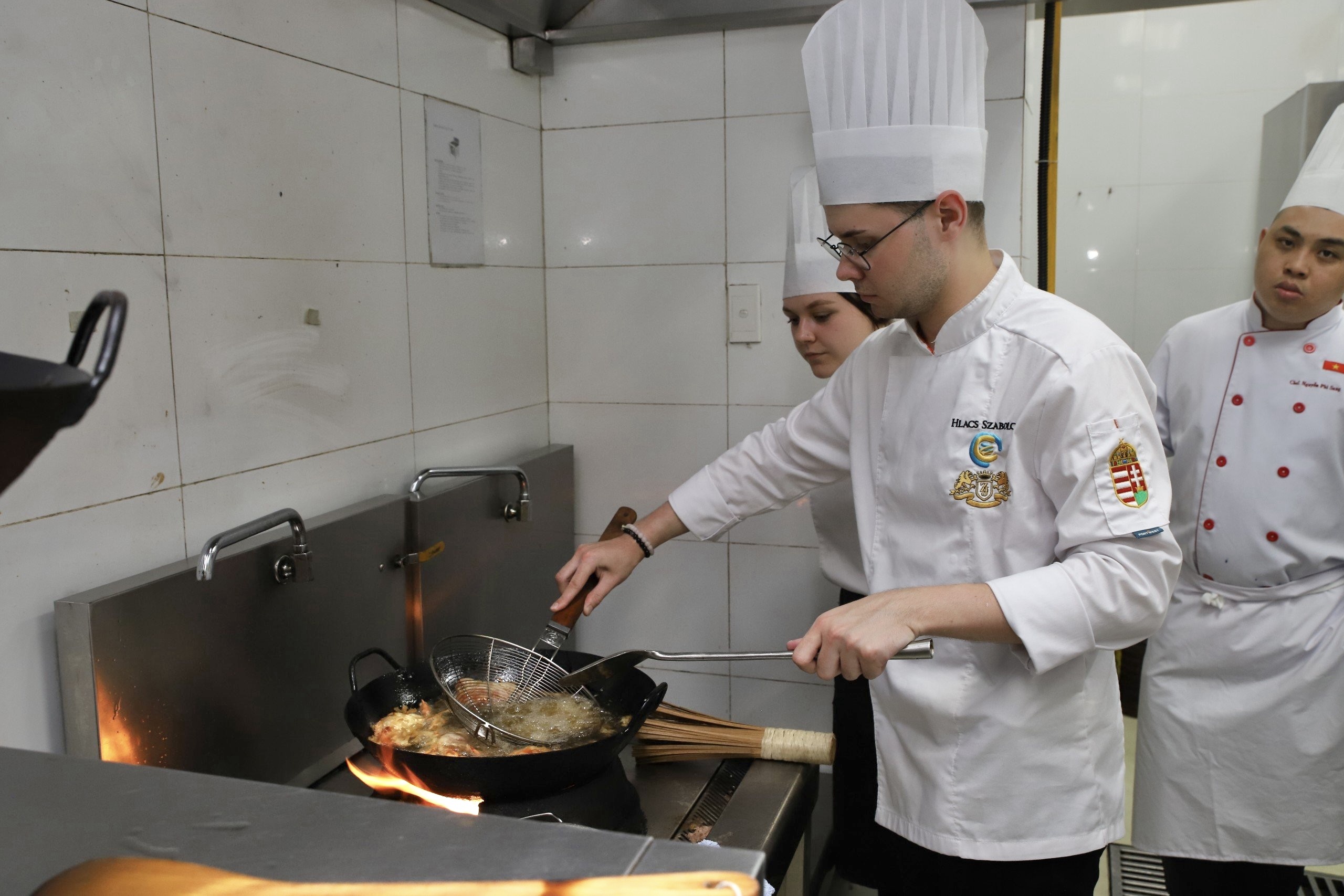 Giao luu van hoa am thuc giua Viet Nam va Hungary hinh anh