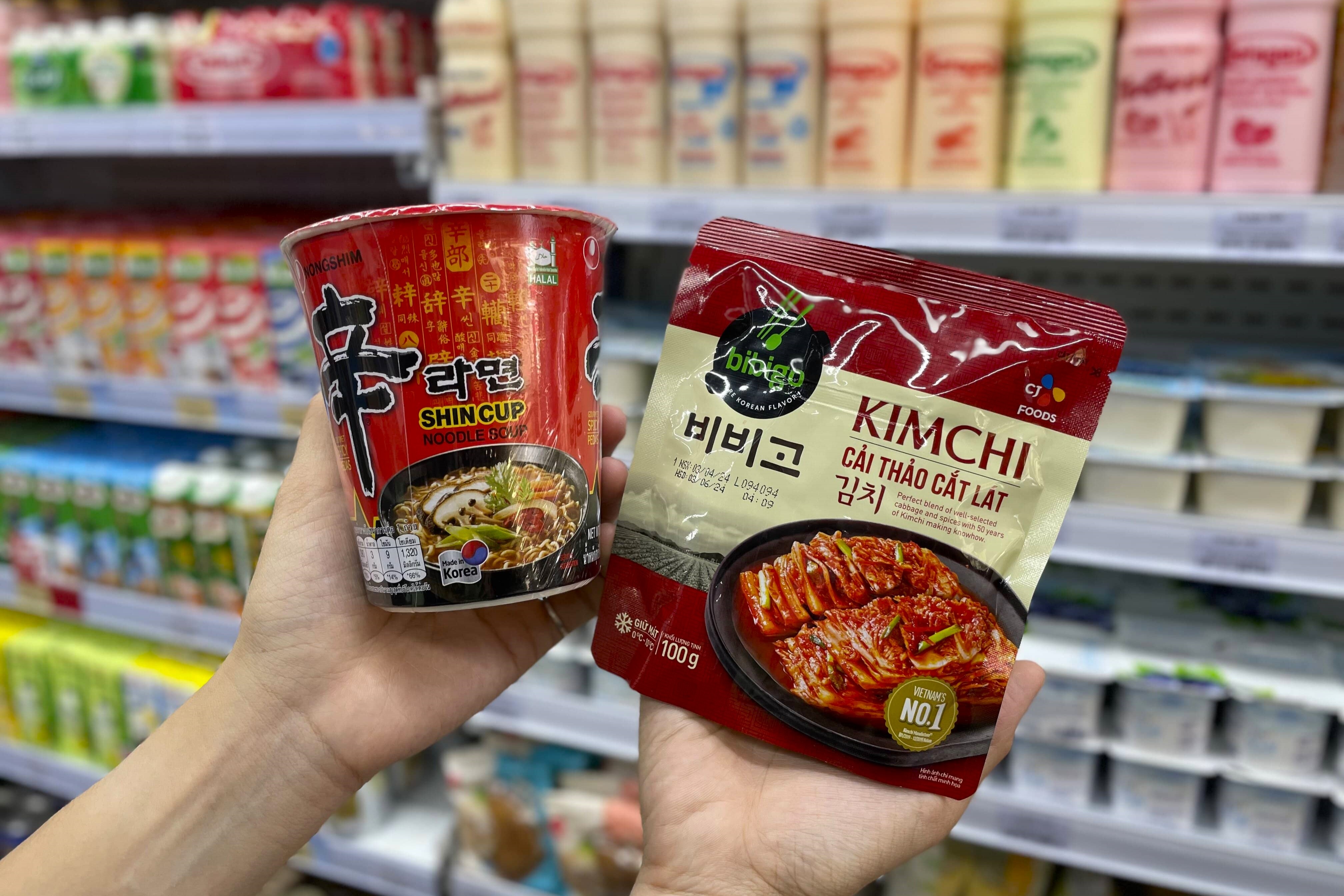 cua hang tien loi anh 15