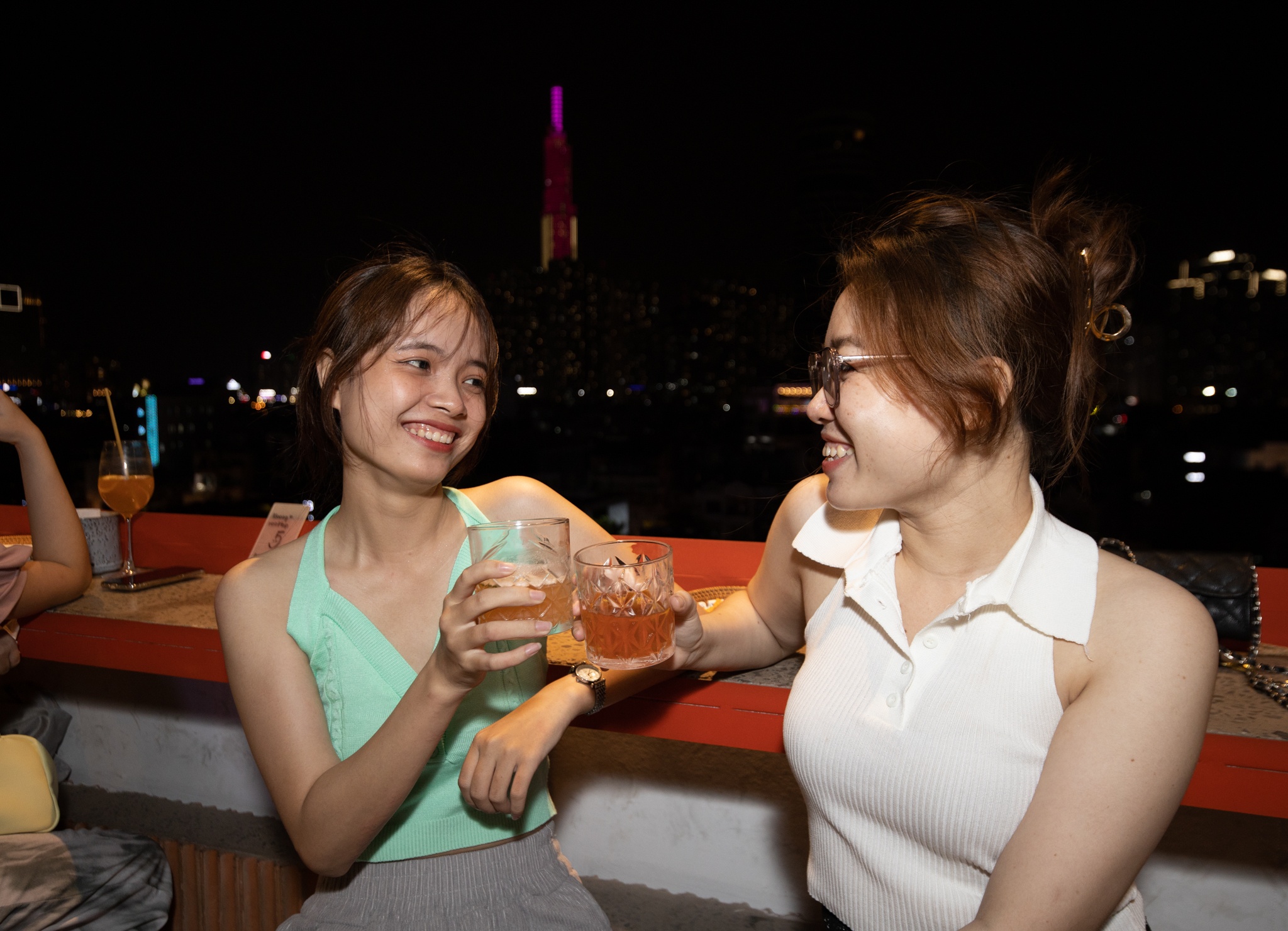 quán rooftop TP.HCM ảnh 3 quan rooftop TP.HCM anh 3
