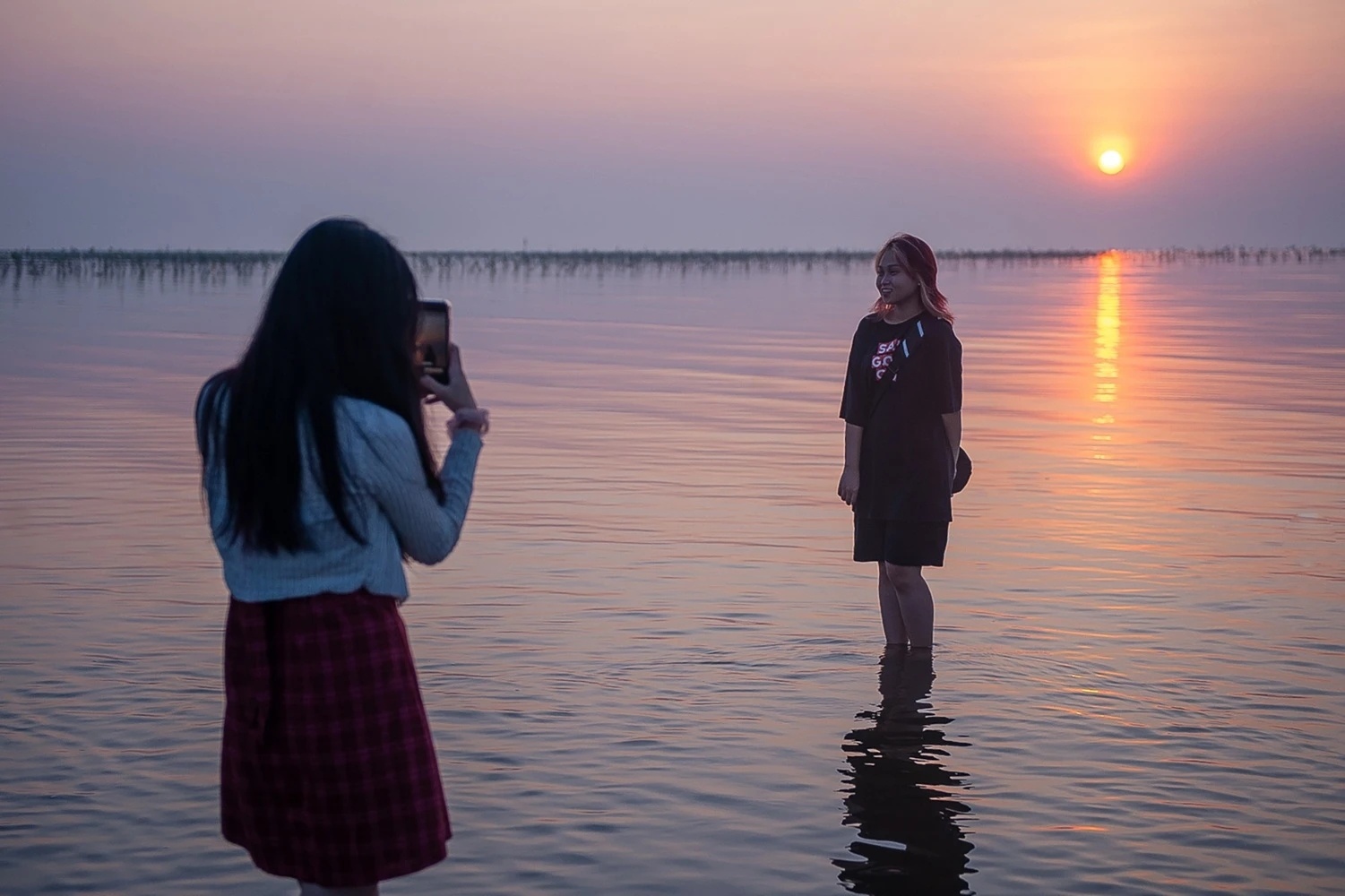 Loi bun, doi nang check-in bien vo cuc Thai Binh, xe Jeep Mui Ne hinh anh