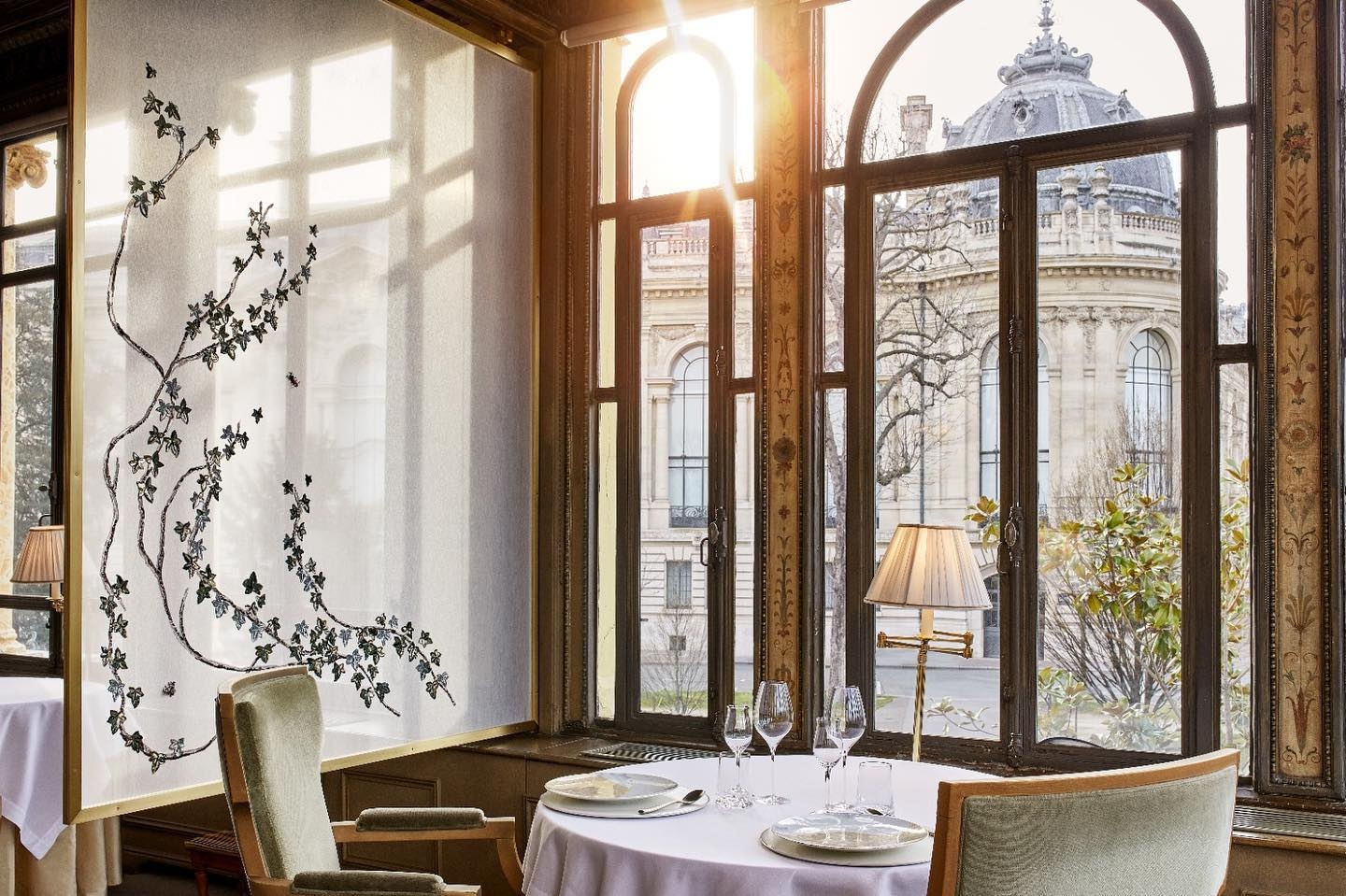 Co gi o nha hang 3 sao Michelin noi Lisa va ban trai ty phu hen ho? hinh anh