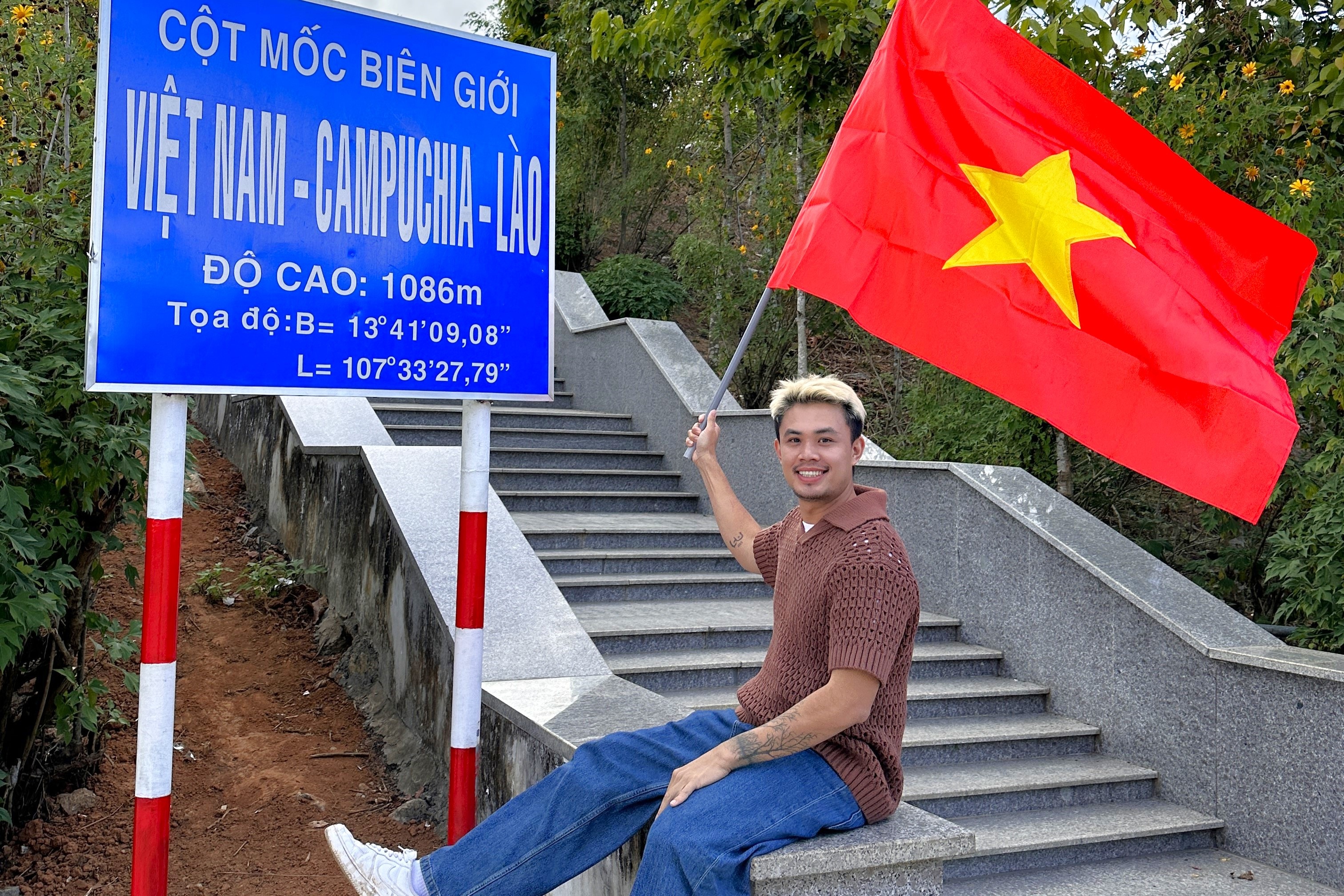 Toi nghi viec, ban nha di xuyen Viet hinh anh