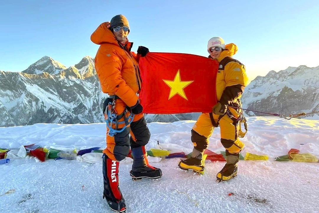 Toi la nguoi phu nu Viet Nam dau tien chinh phuc dinh Ama Dablam hinh anh