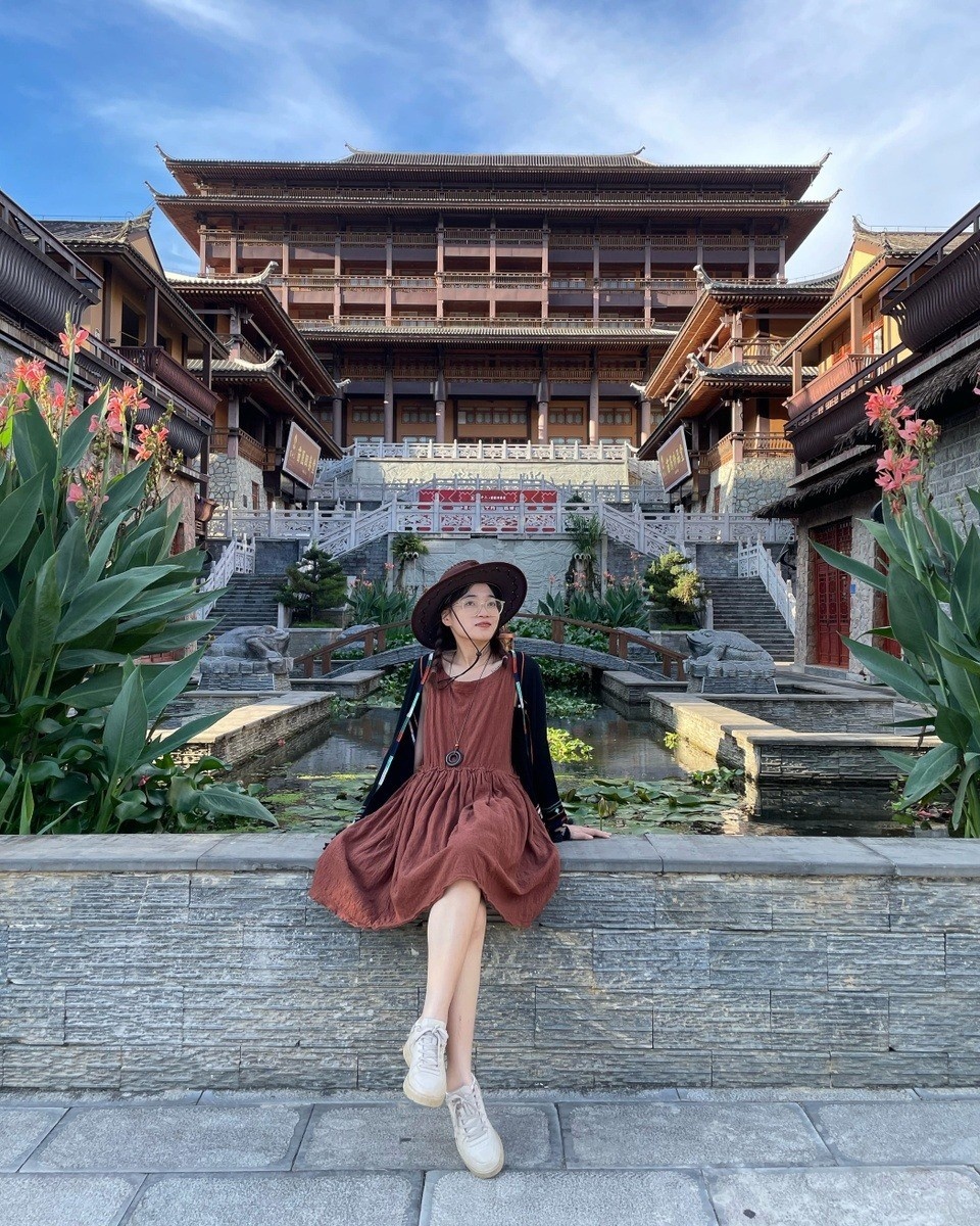 gioi tre du lich anh 1