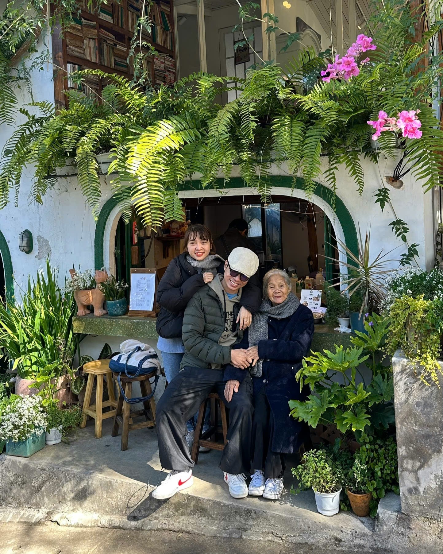 dua ba di Da Lat anh 2