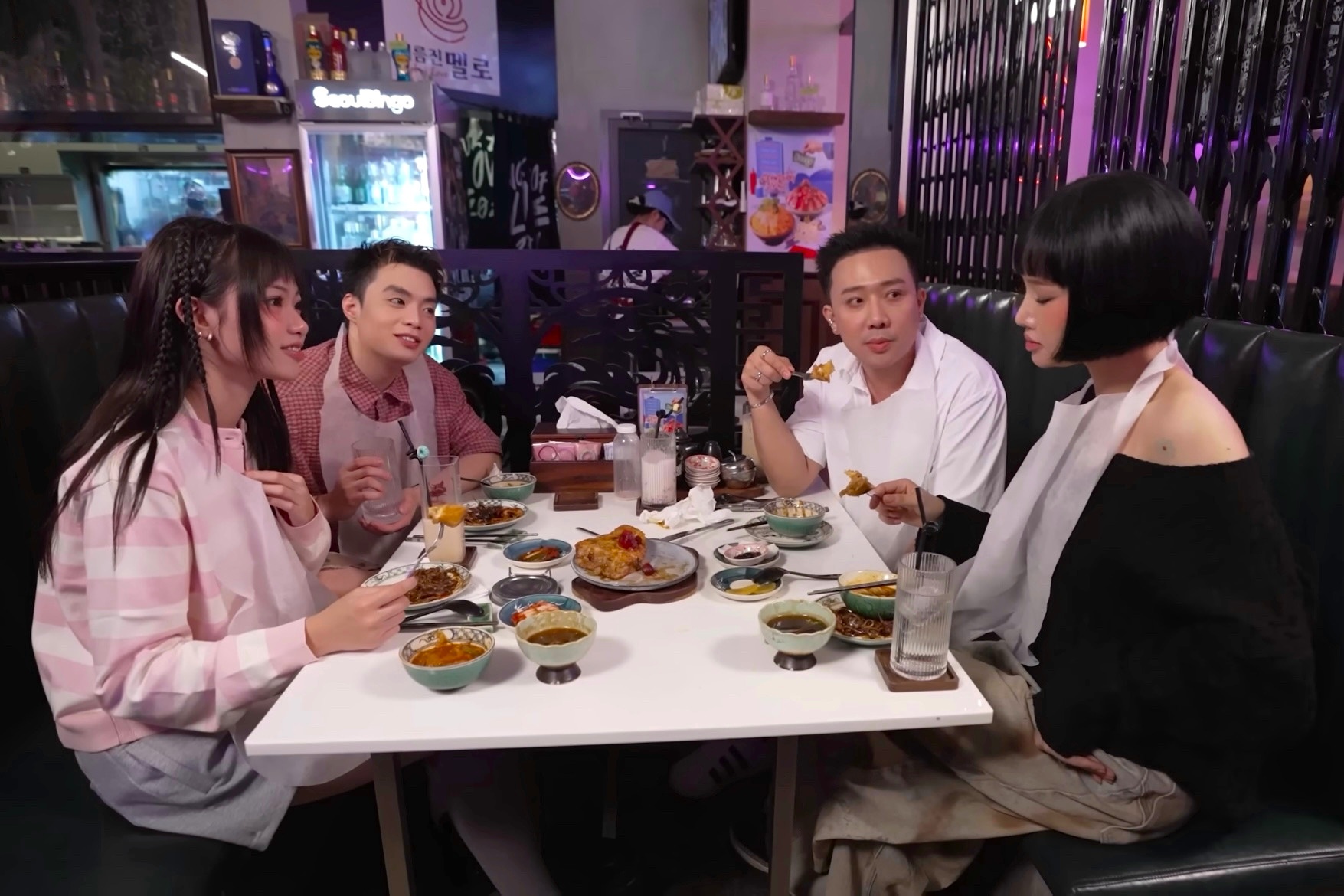 Quan an Han o TP.HCM ban 'khong kip tho' sau khi Tran Thanh review hinh anh