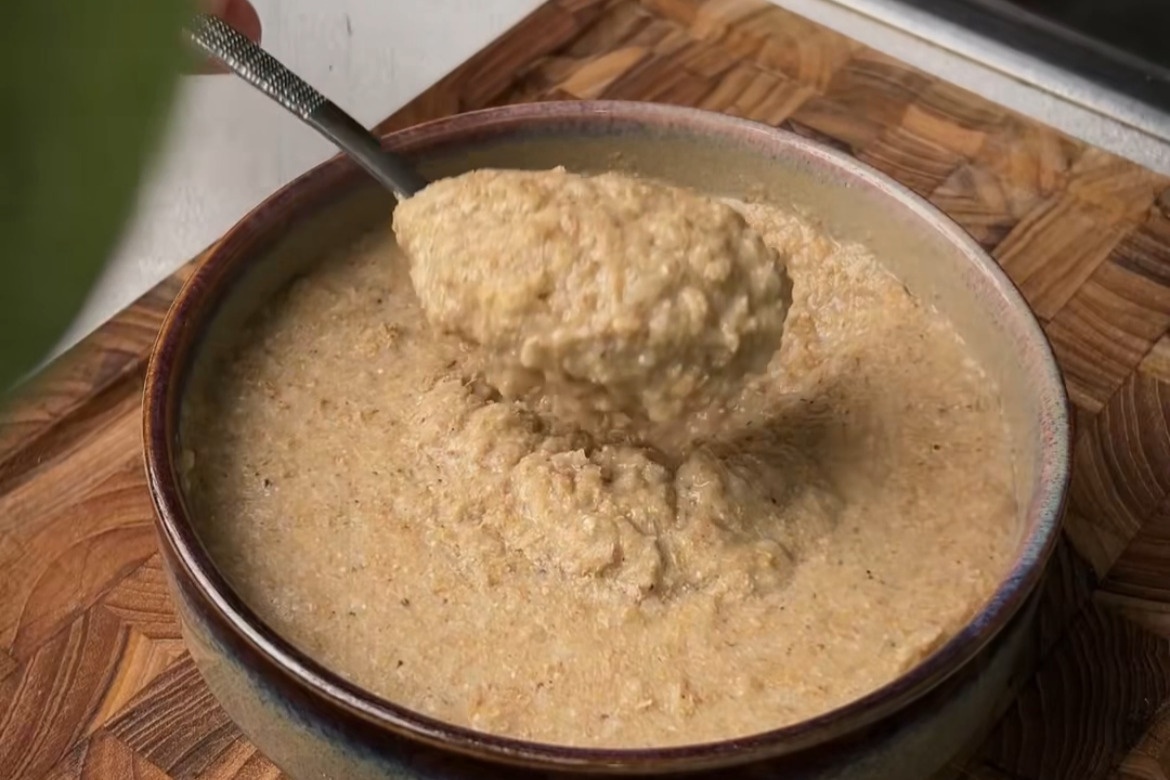 Video nau che khoan nam 1945 dat hon 1,1 trieu luot xem tren TikTok hinh anh