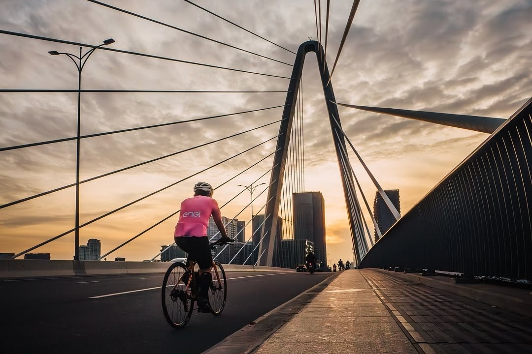 Canh Viet Nam gay choang ngop duoi ong kinh nhiep anh gia Philippines hinh anh