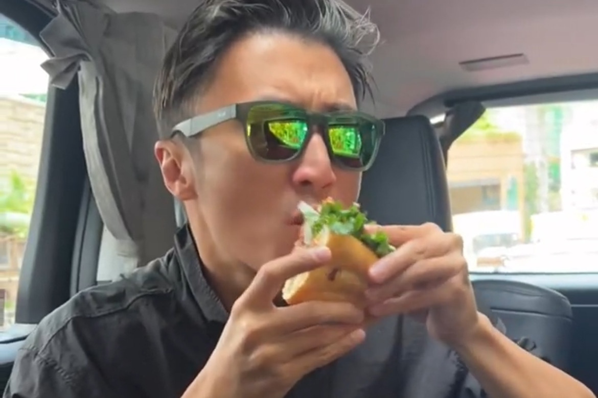 Nam dien vien dinh dam Hong Kong thich me banh mi Viet Nam hinh anh