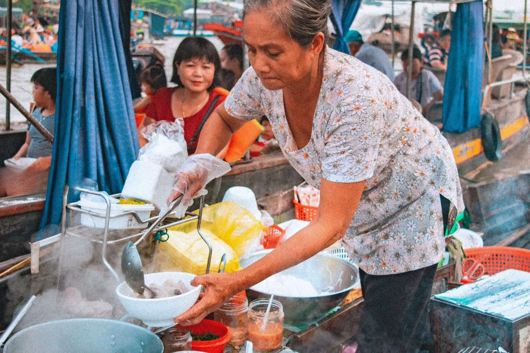 Thay doi cua ghe hu tieu Can Tho tung khien Gordon Ramsay 'nga mu' hinh anh