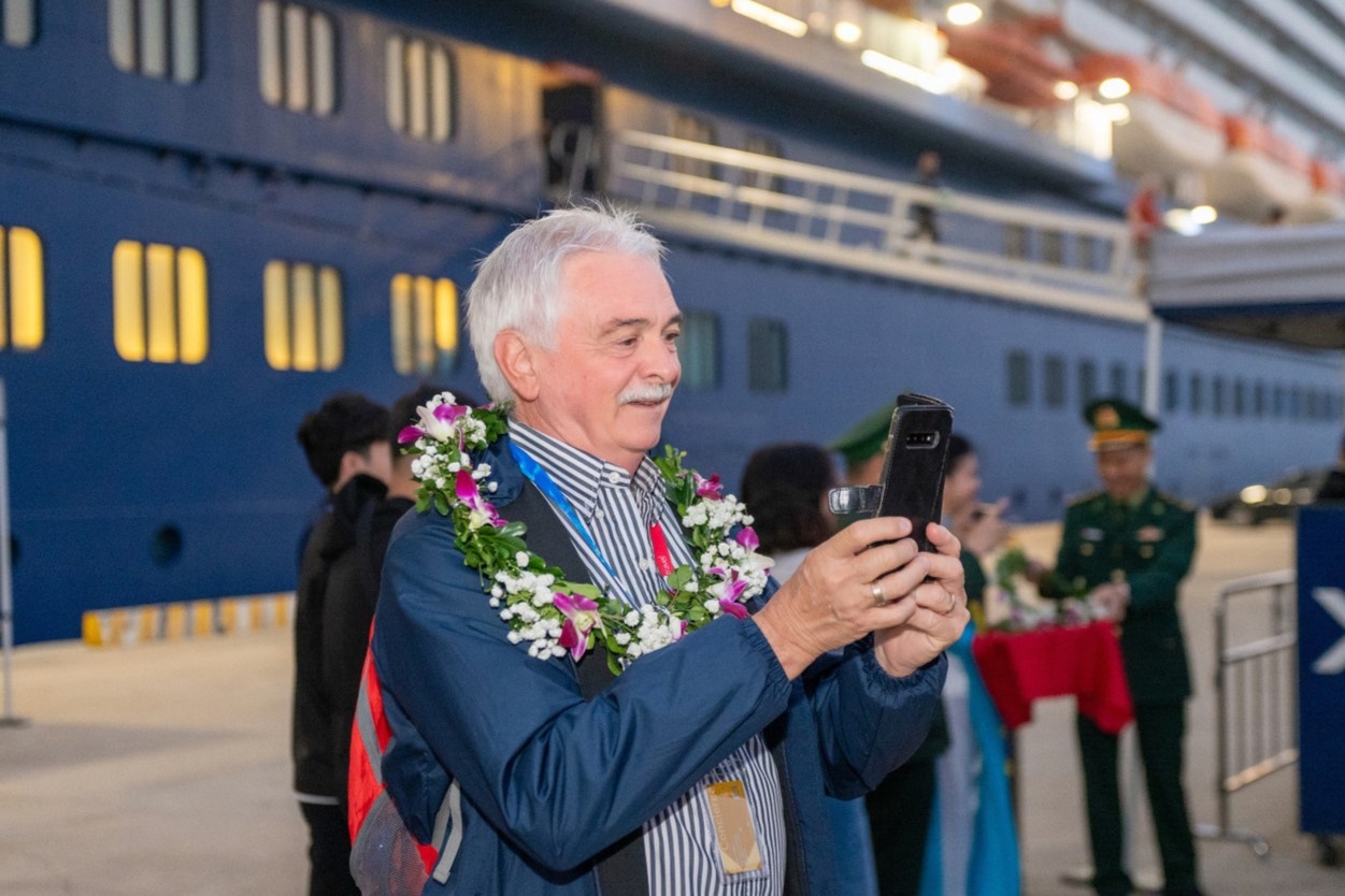 Chuyen tau bien quoc te dau tien 'xong dat' Quang Ninh nam 2026 hinh anh