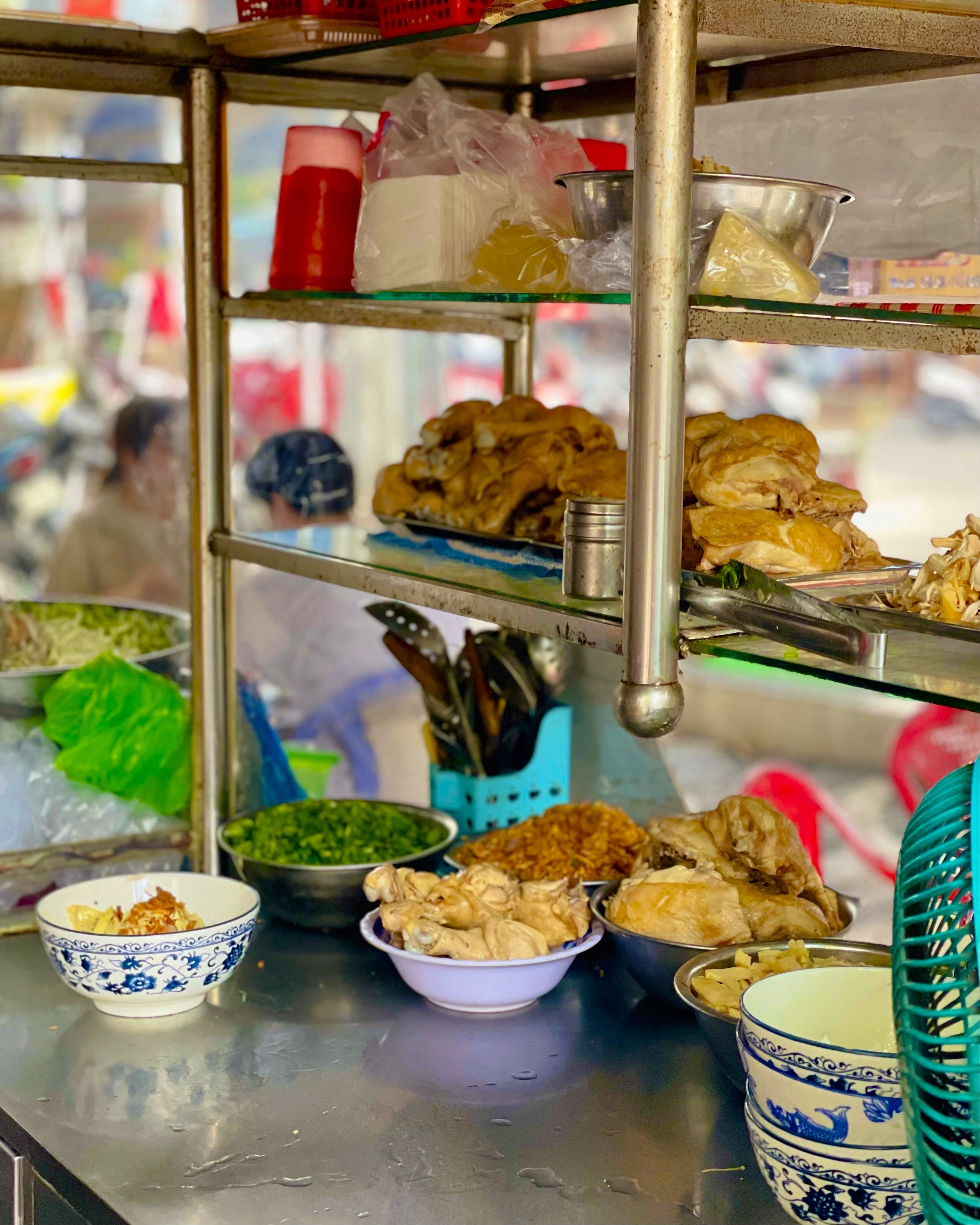 quan an Lunch Lady anh 2