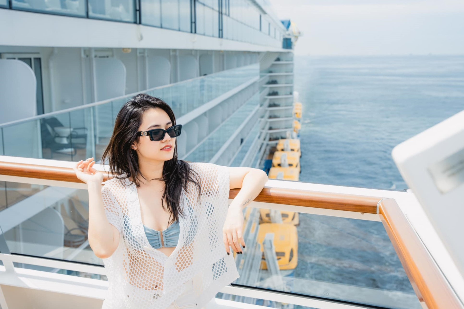 Khach Viet khong con o at len du thuyen don Tet hinh anh