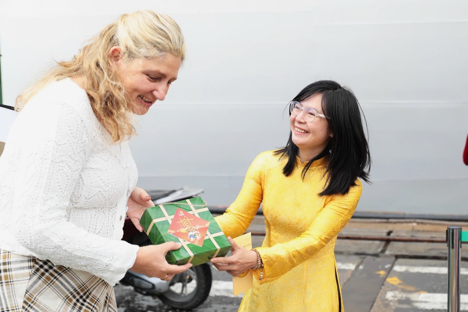 tau bien Da Nang anh 5