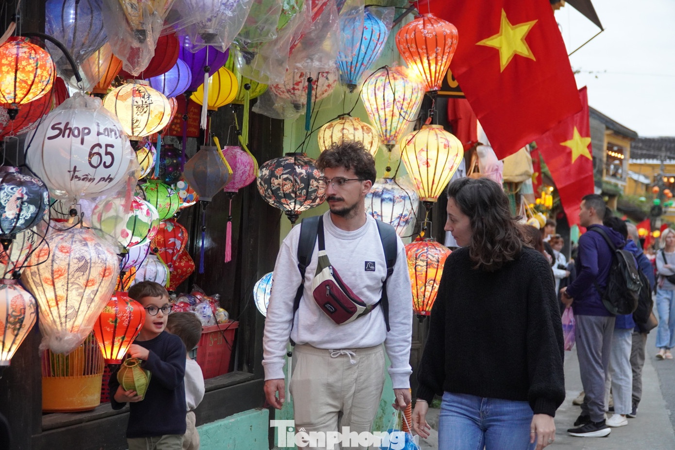 tau bien Da Nang anh 7