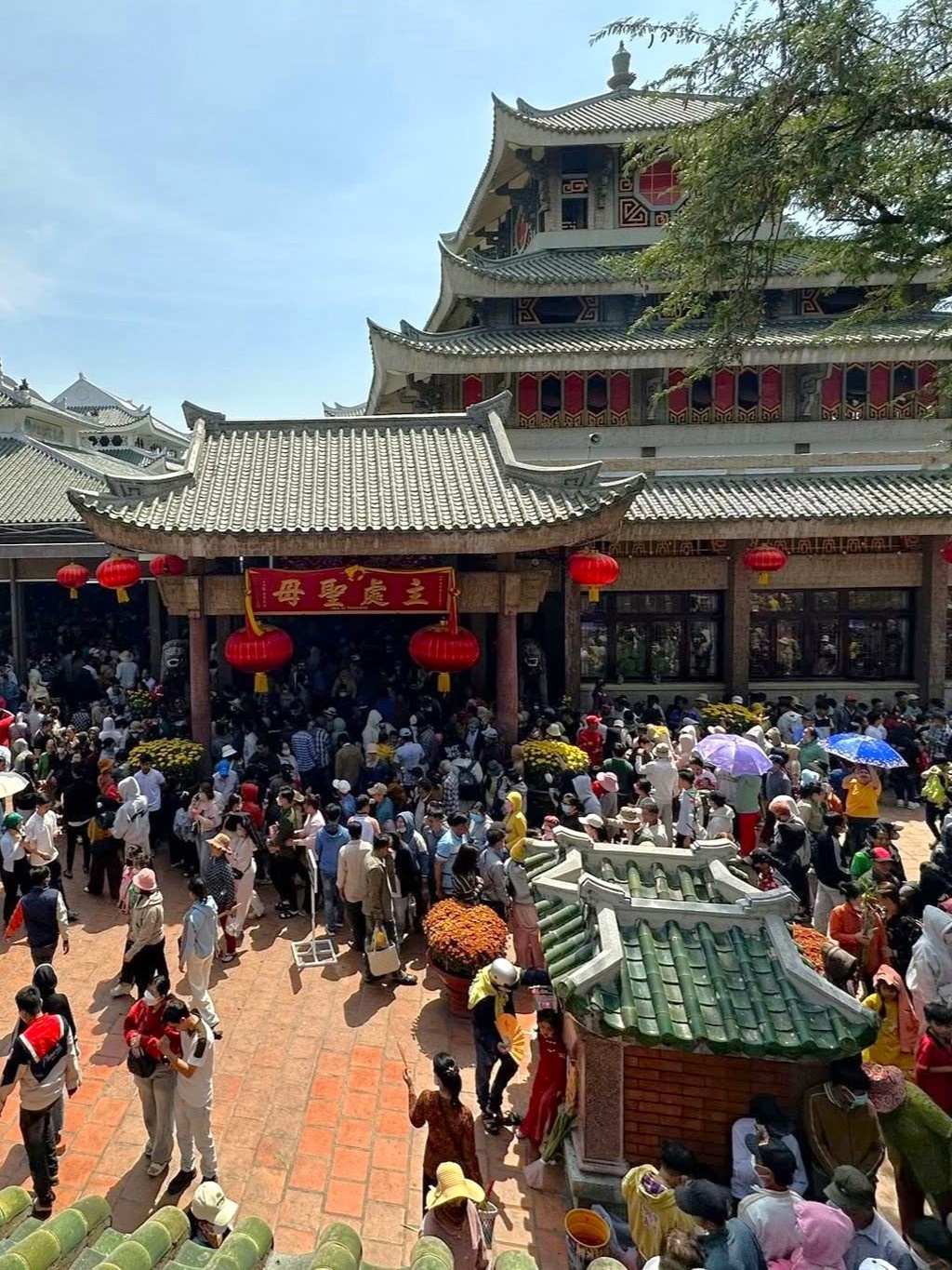 mieu Ba Chua Xu anh 2