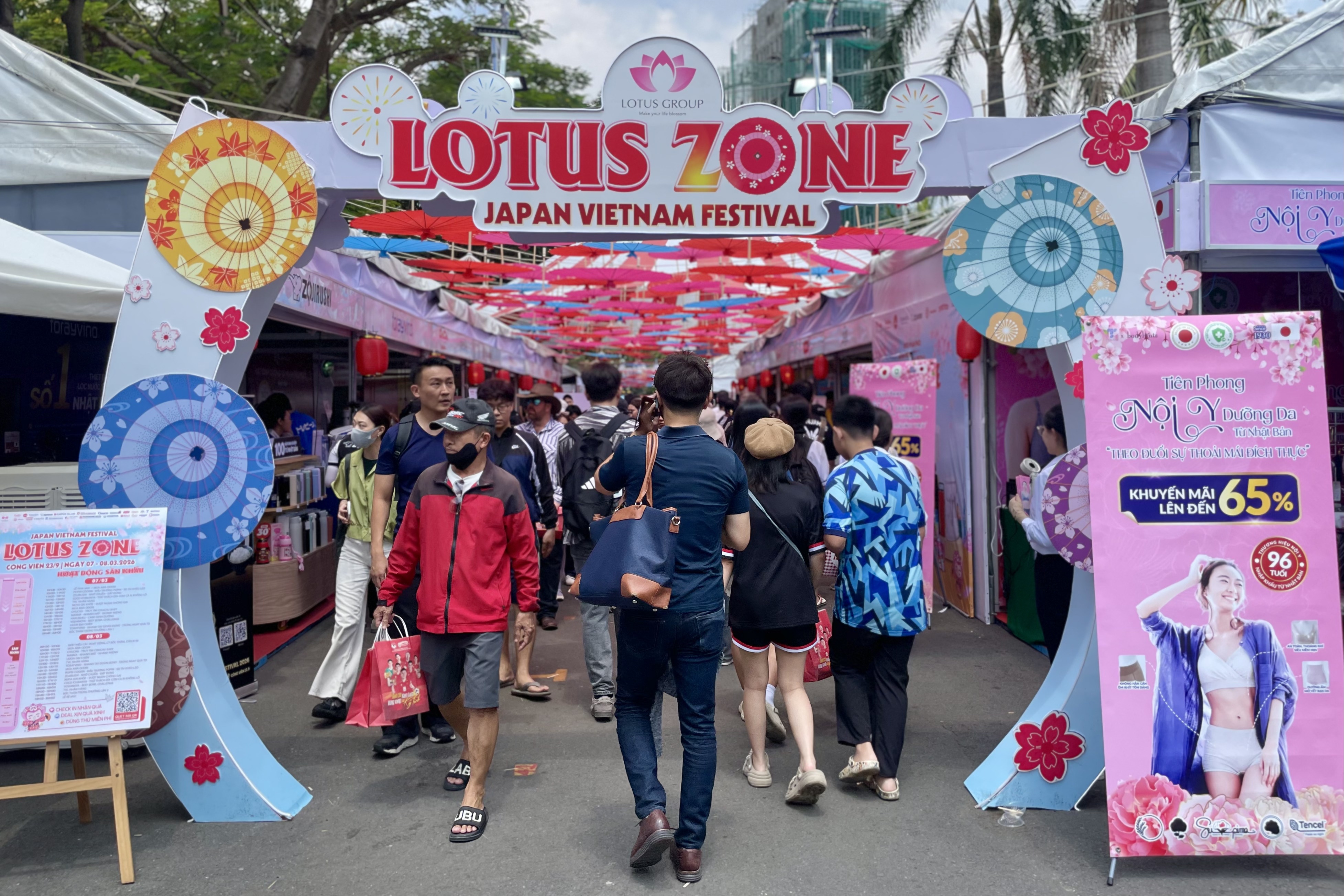 le hoi Viet - Nhat anh 10