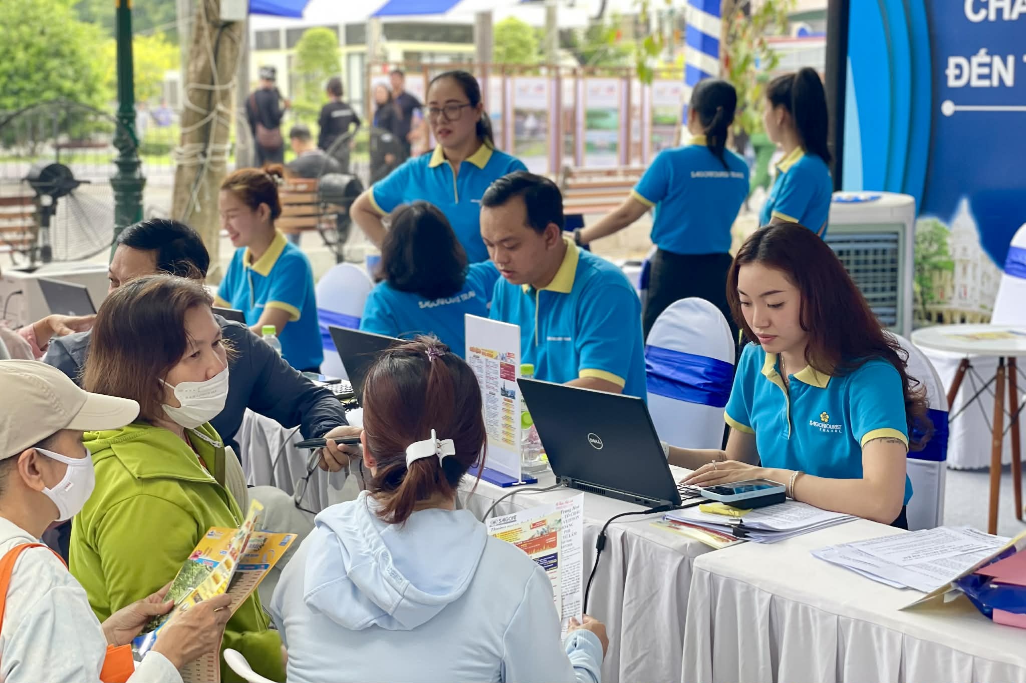 Ngay hoi Du lich TP.HCM anh 3