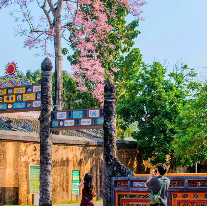 Hoang cung Hue anh 7