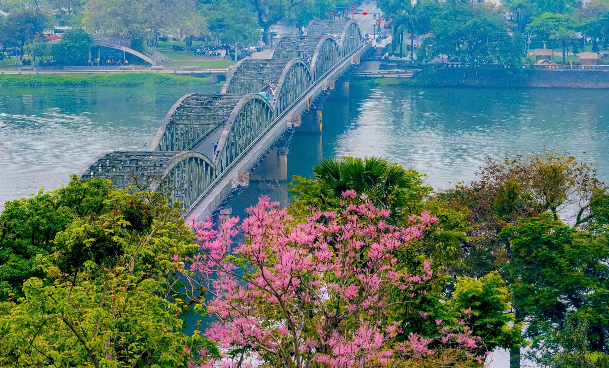 Hoang cung Hue anh 11