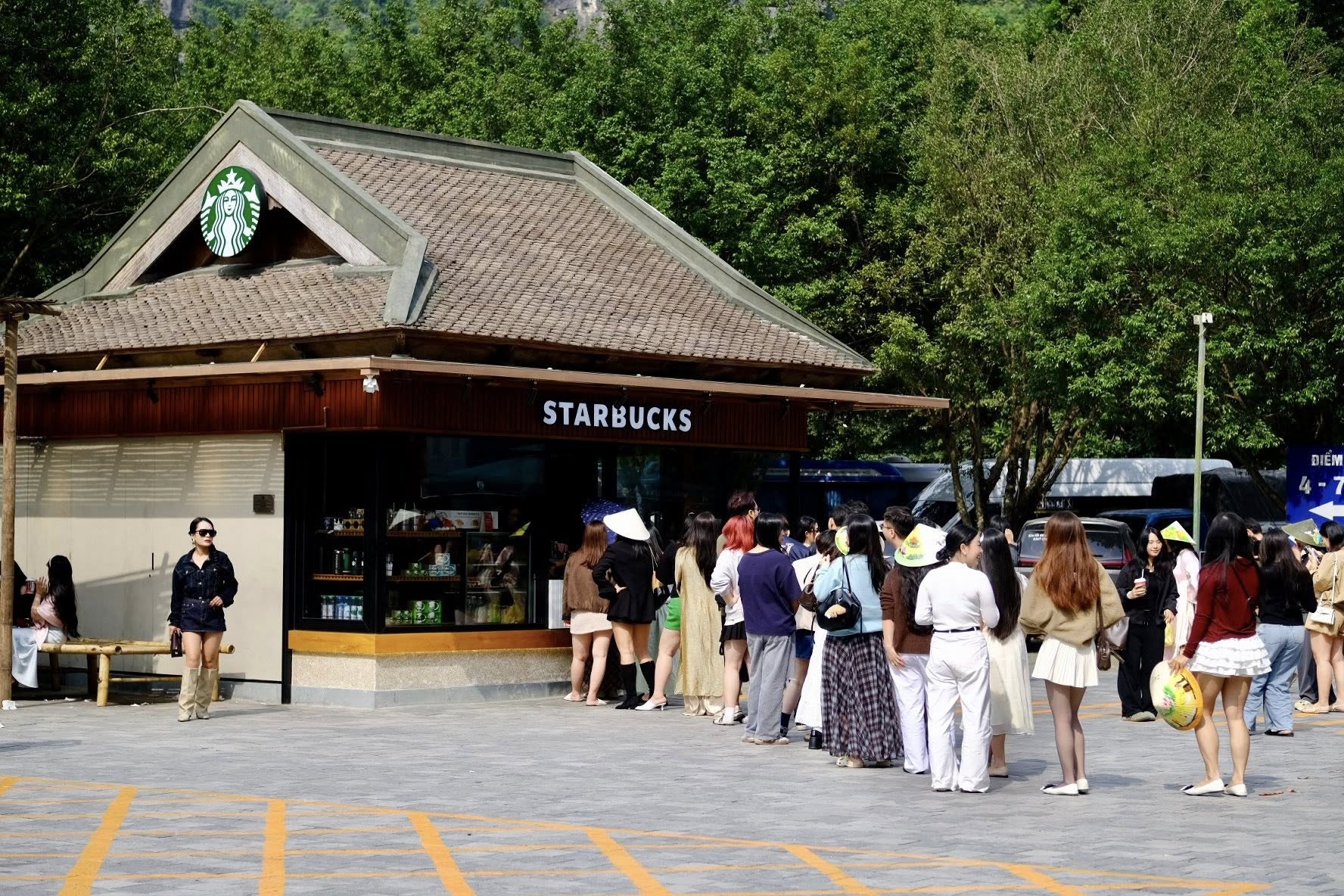 Starbucks anh 4