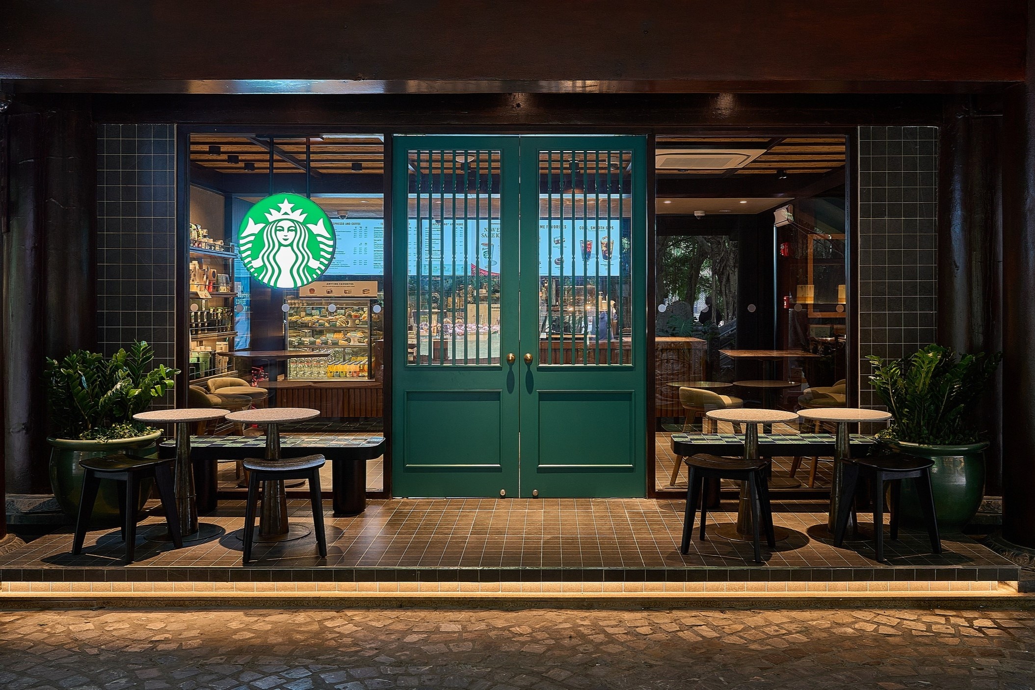 Starbucks anh 3