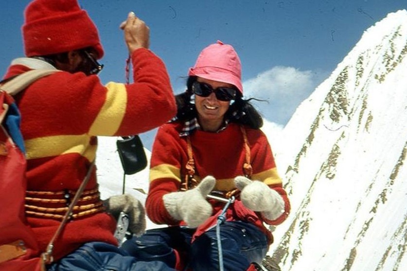 Thi thể người phụ nữ đầu tiên trên đỉnh Everest
