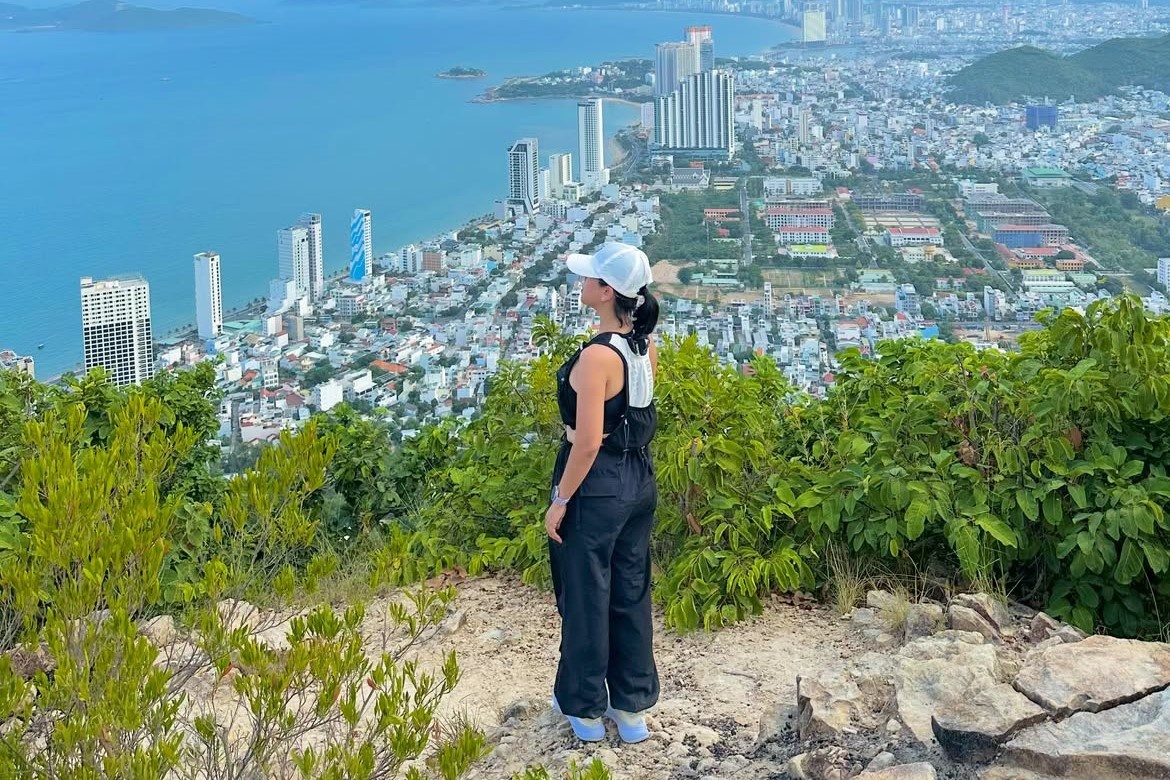 Cảnh báo trekking tại ngọn núi nhiều người đi lạc ở Nha Trang