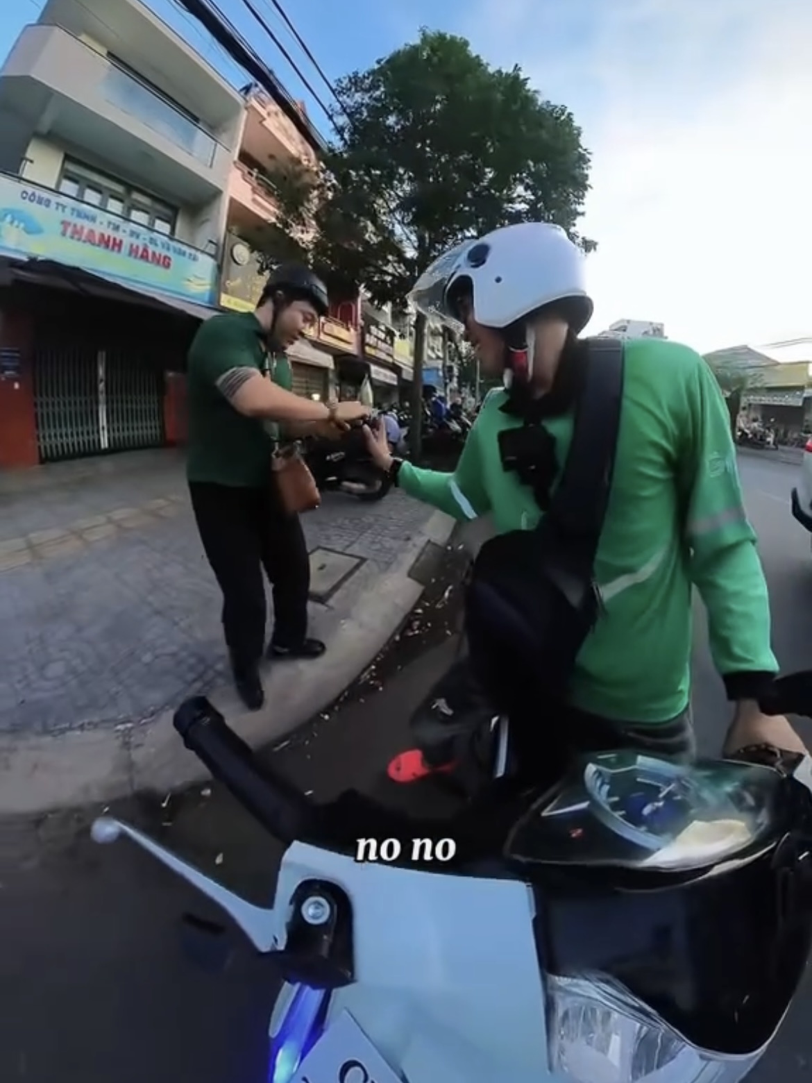 kh&aacute;ch Trung Quốc ảnh 2