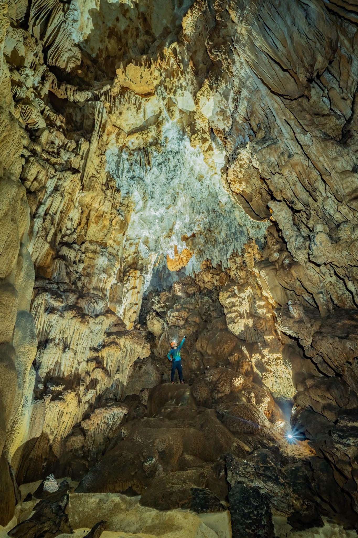 hang động ảnh 6