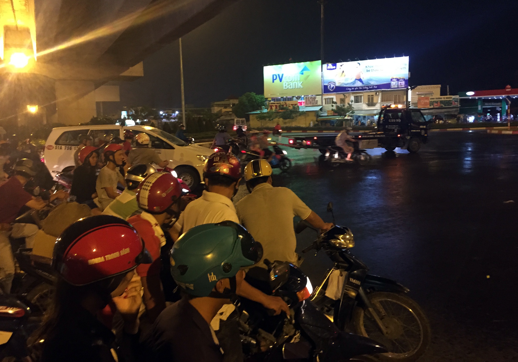 mưa đầu mùa giải nhiệt Sài Gòn ảnh 2 mua dau mua giai nhiet Sai Gon anh 2