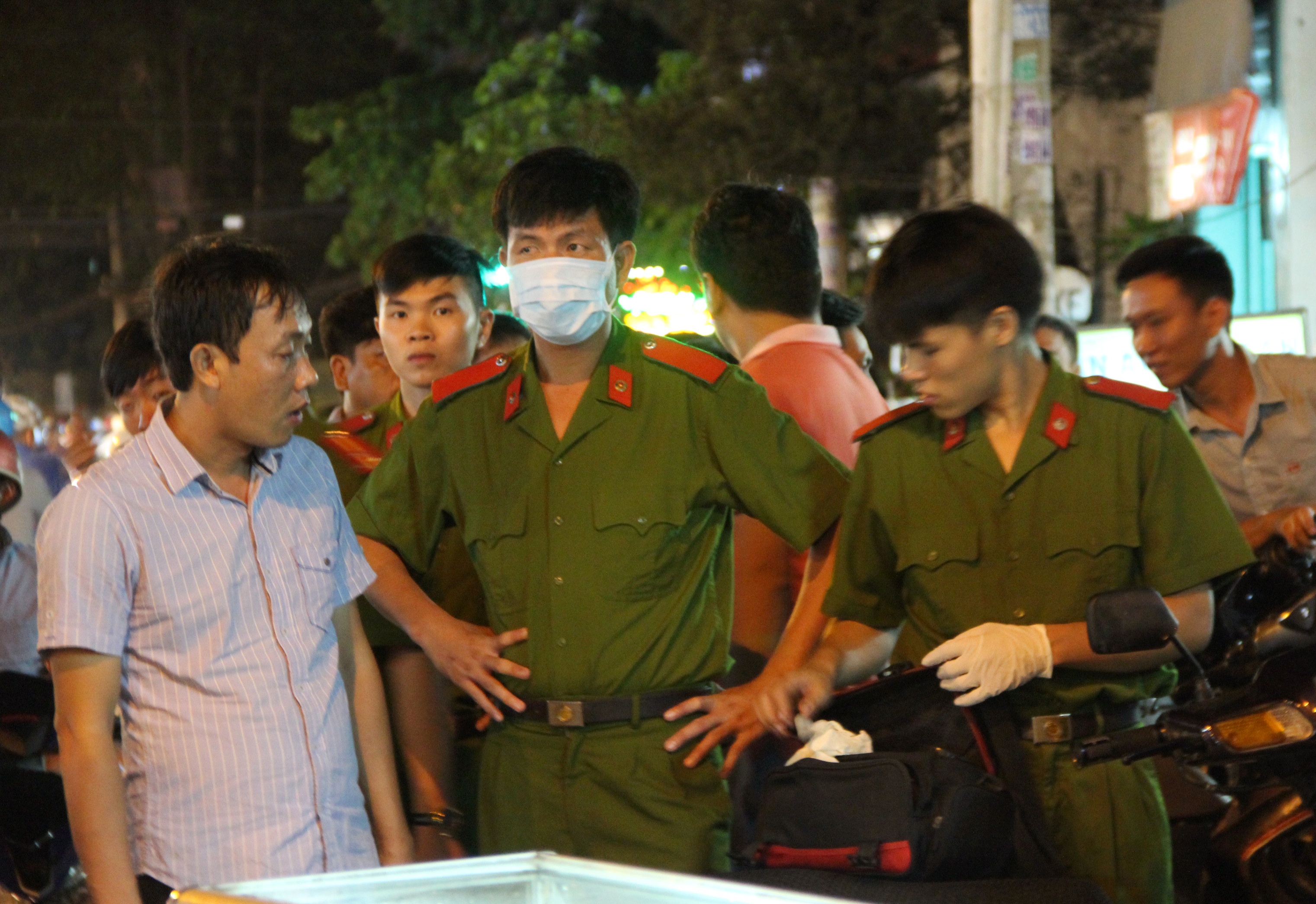Khach dam chet chu tiem chim o Sai Gon hinh anh